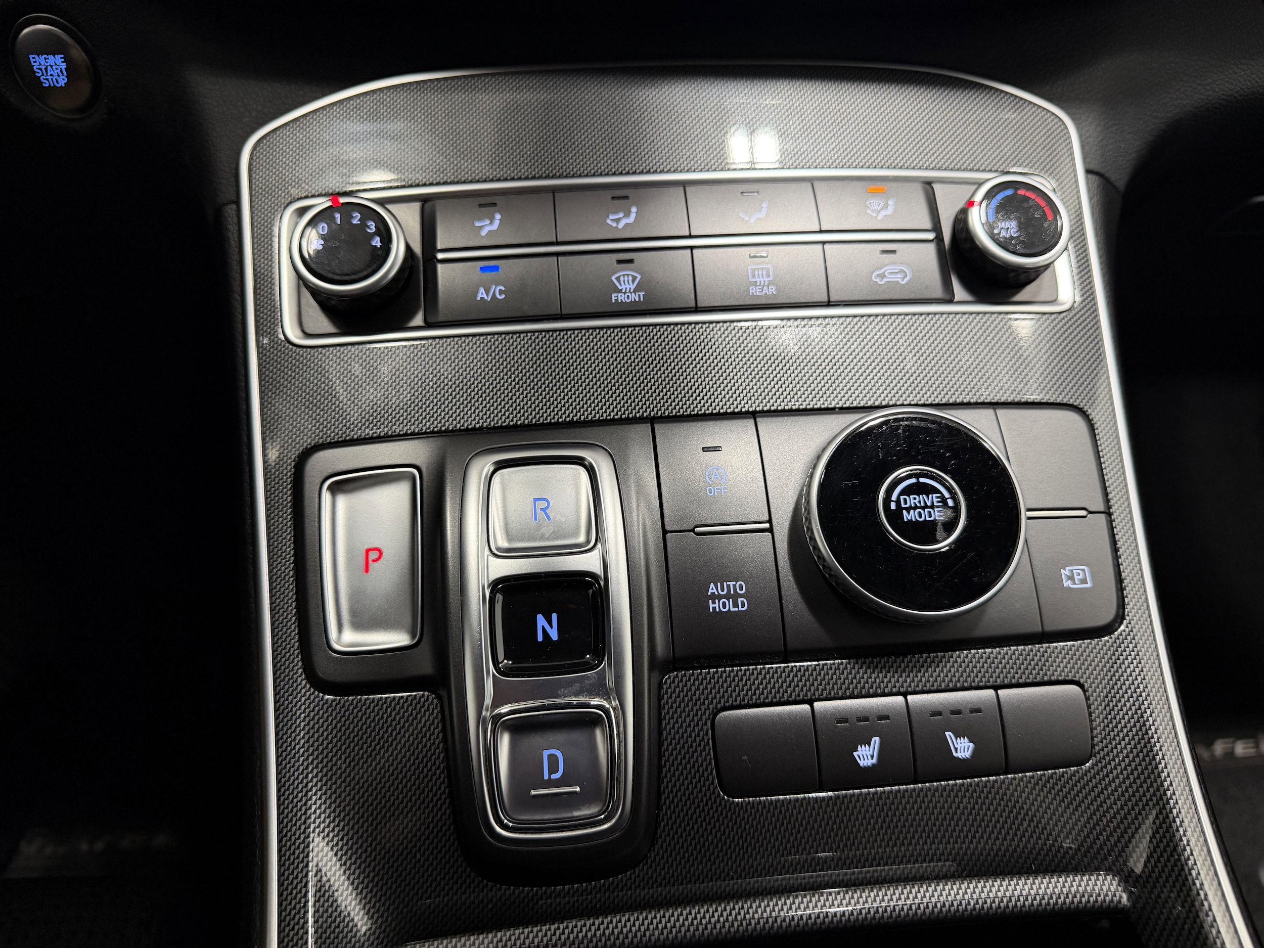 2021 Hyundai Santa Fe SEL - Photo 17