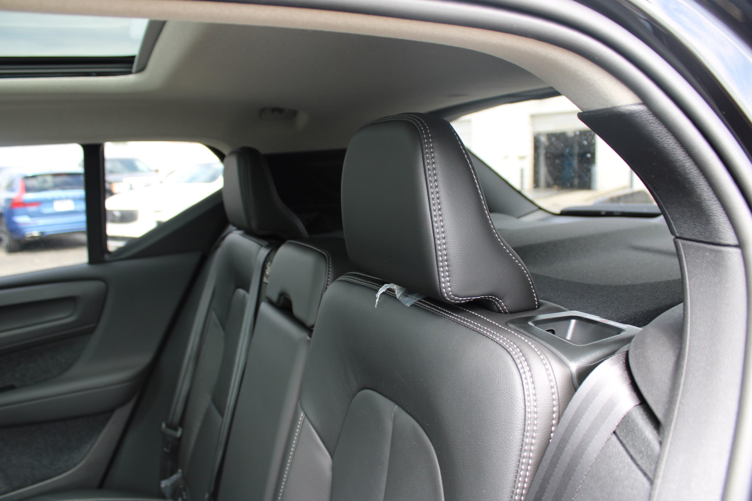 2026 Volvo XC40 Plus - Photo 34