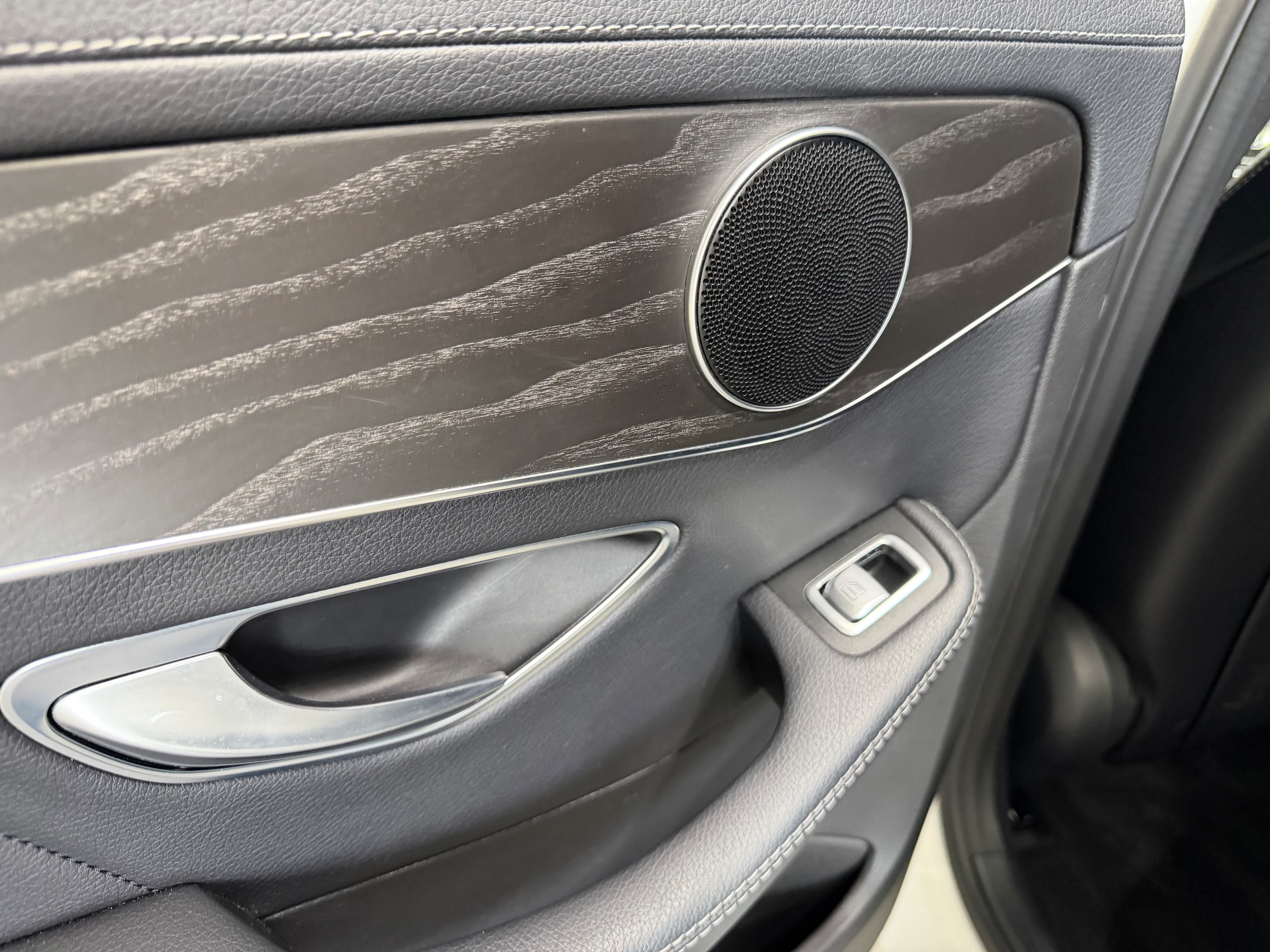 2016 Mercedes-Benz C-Class C300 - Photo 25