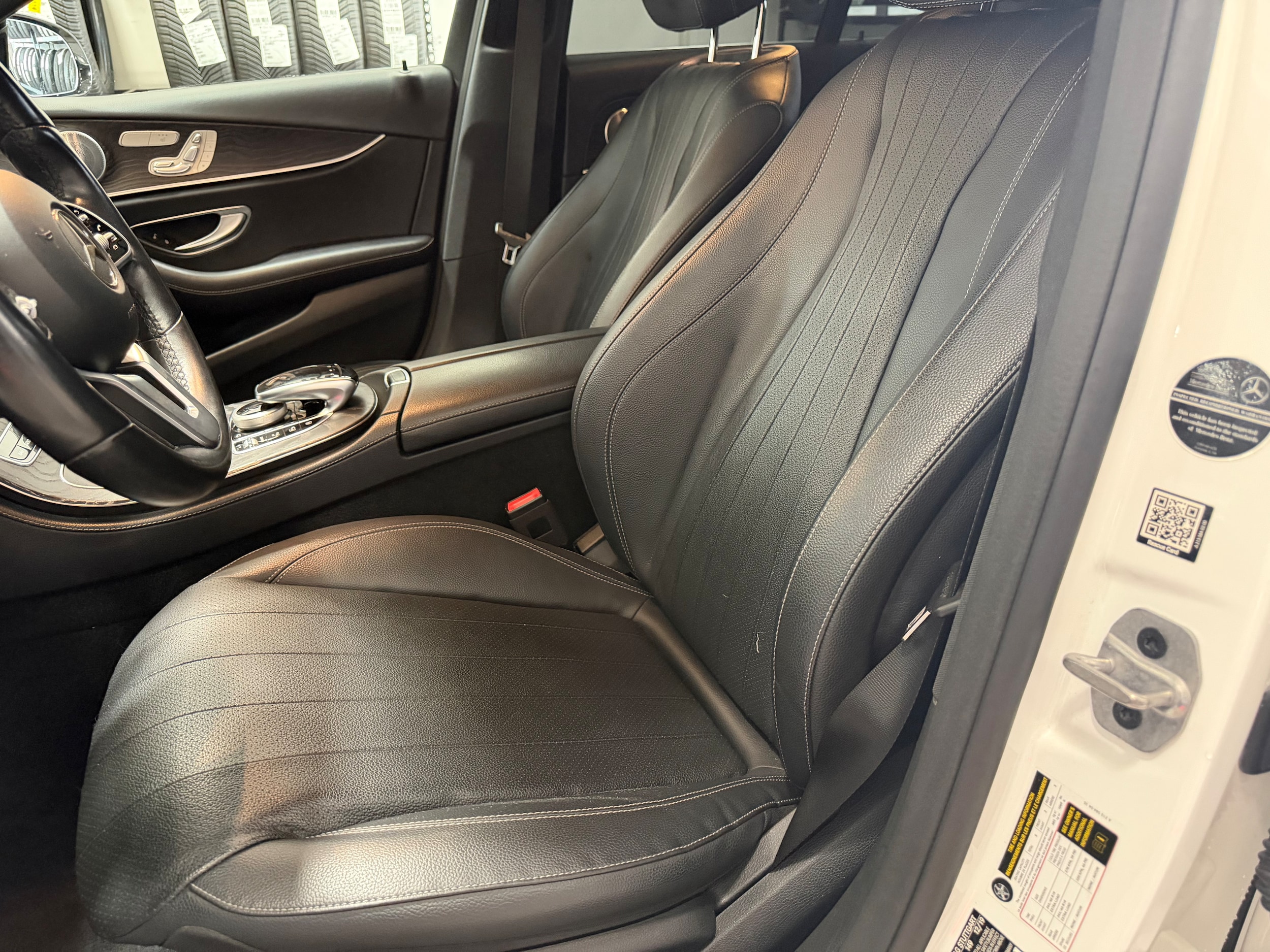 2020 Mercedes-Benz E-Class E350 - Photo 12