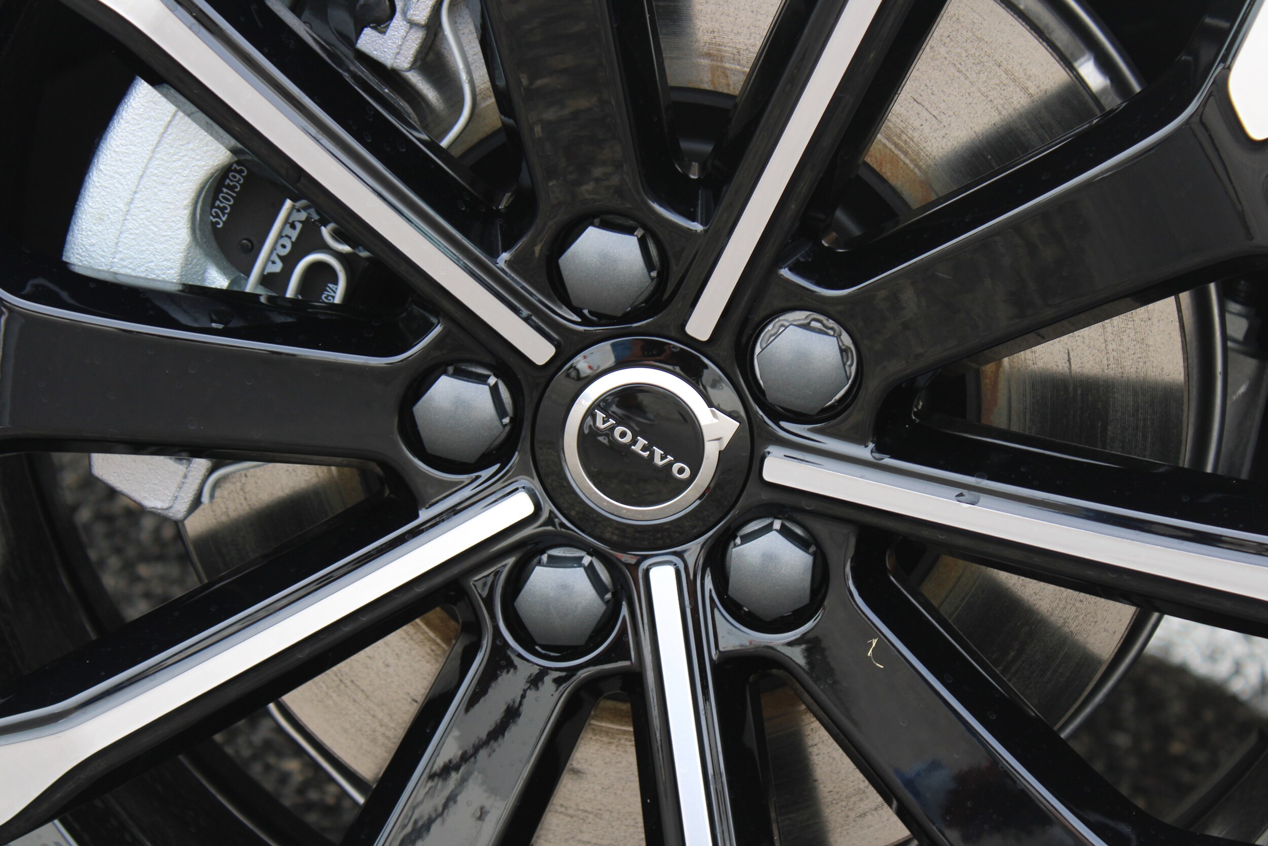 2026 Volvo XC60 Plus - Photo 57