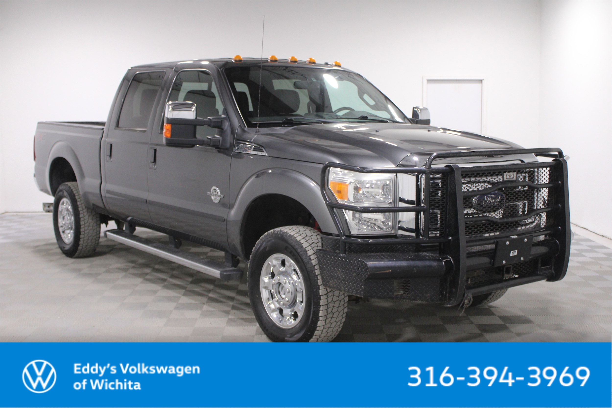 2016 Ford F-350 Super Duty Lariat's photo