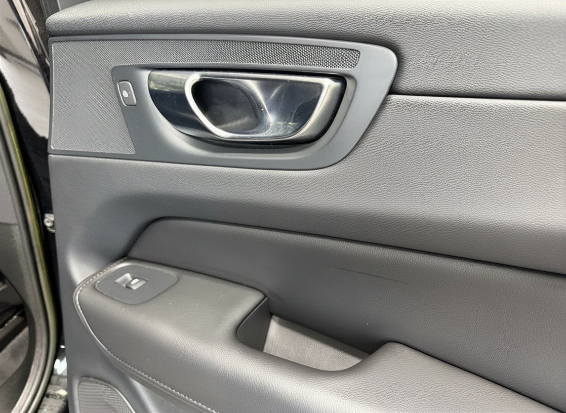 2023 Volvo XC60 Ultimate - Photo 27