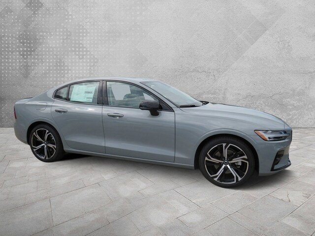 2024 Volvo S60 B5 Plus Dark Sedan