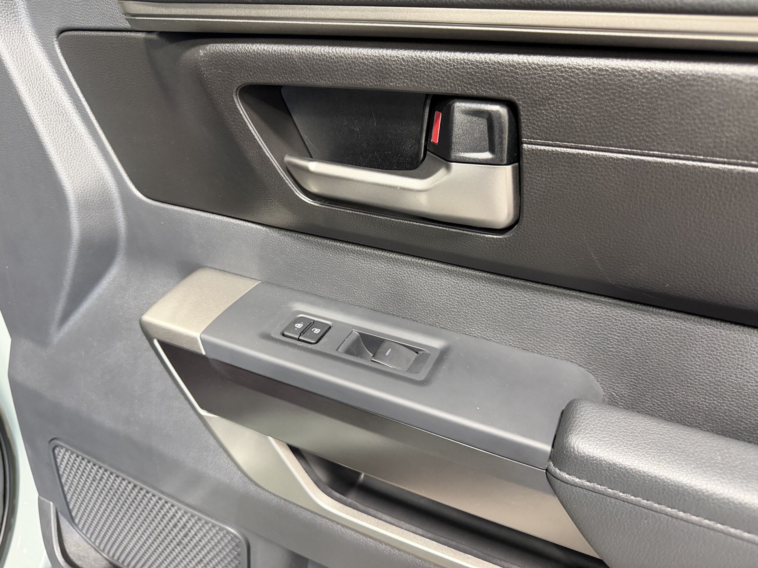 2026 Toyota Tundra SR5 - Photo 25