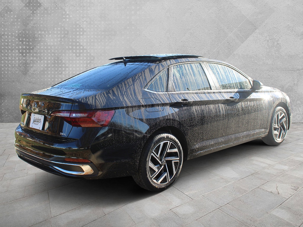 Used 2023 Volkswagen Jetta 1.5T SEL 4dr Car