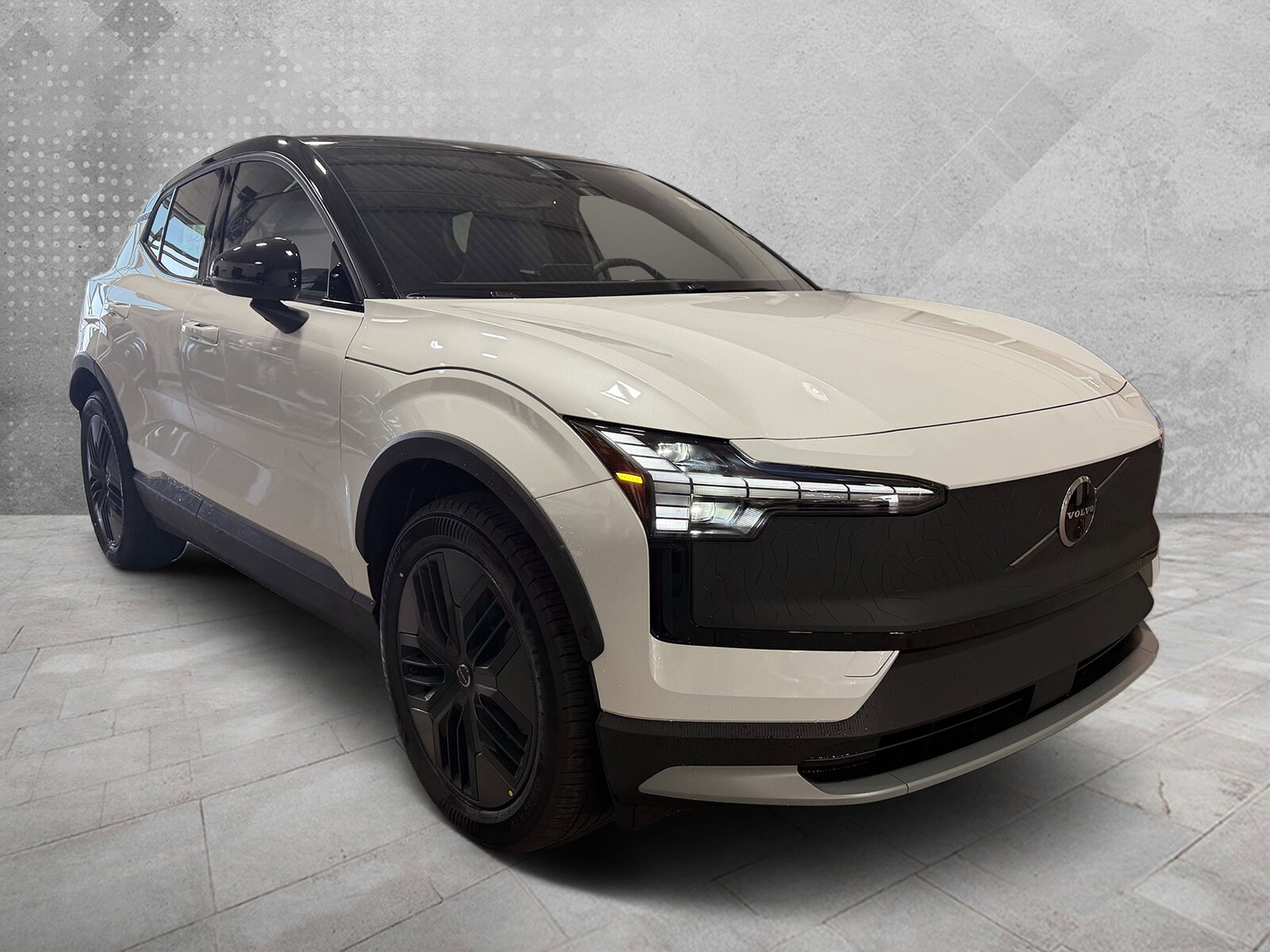 2026 Volvo EX30 Twin Motor Cross Country Ultra's photo