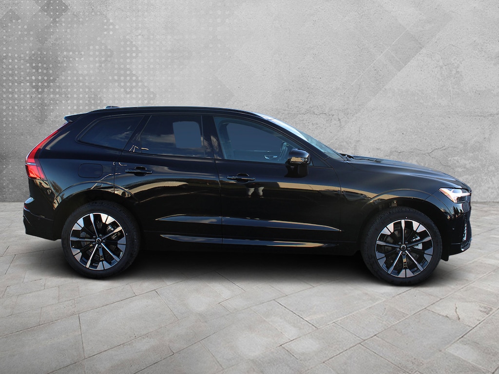 New 2026 Volvo XC60 B5 Plus SUV