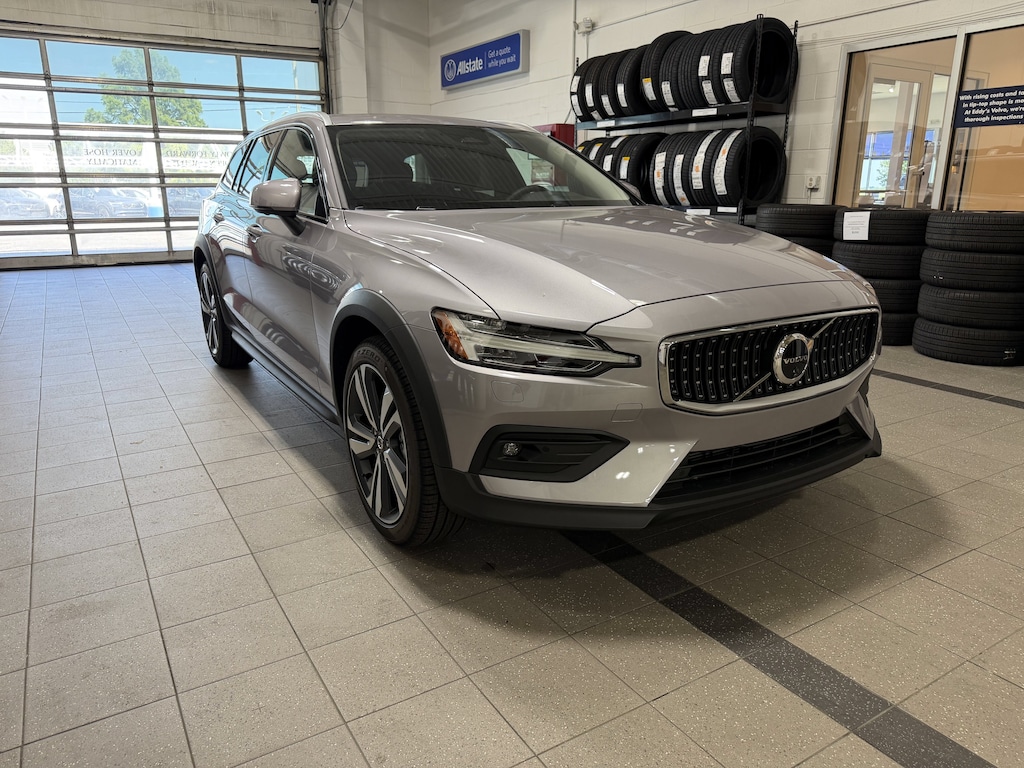 New 2026 Volvo V60 Cross Country B5 Plus Wagon