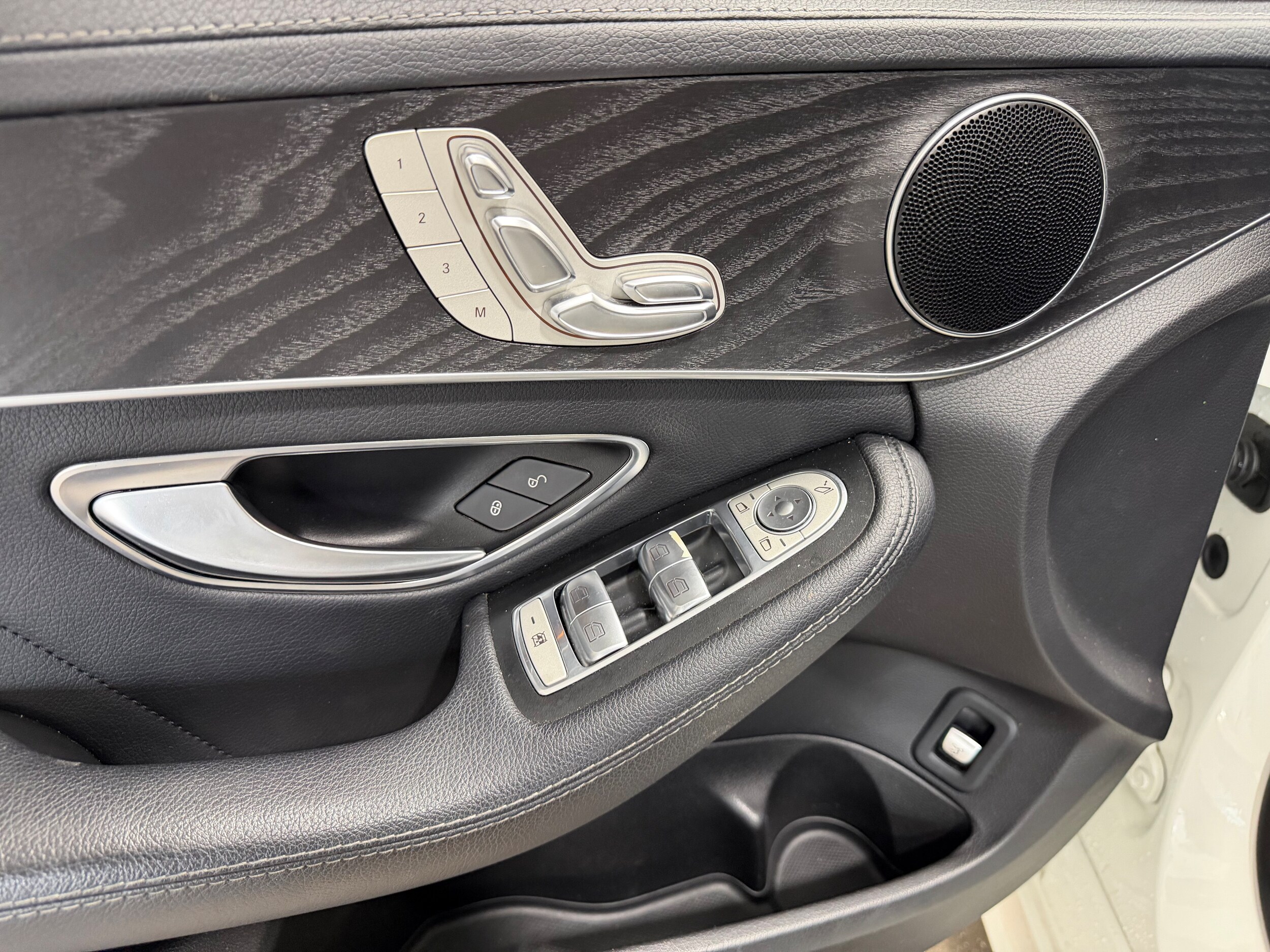 2016 Mercedes-Benz C-Class C300 - Photo 11