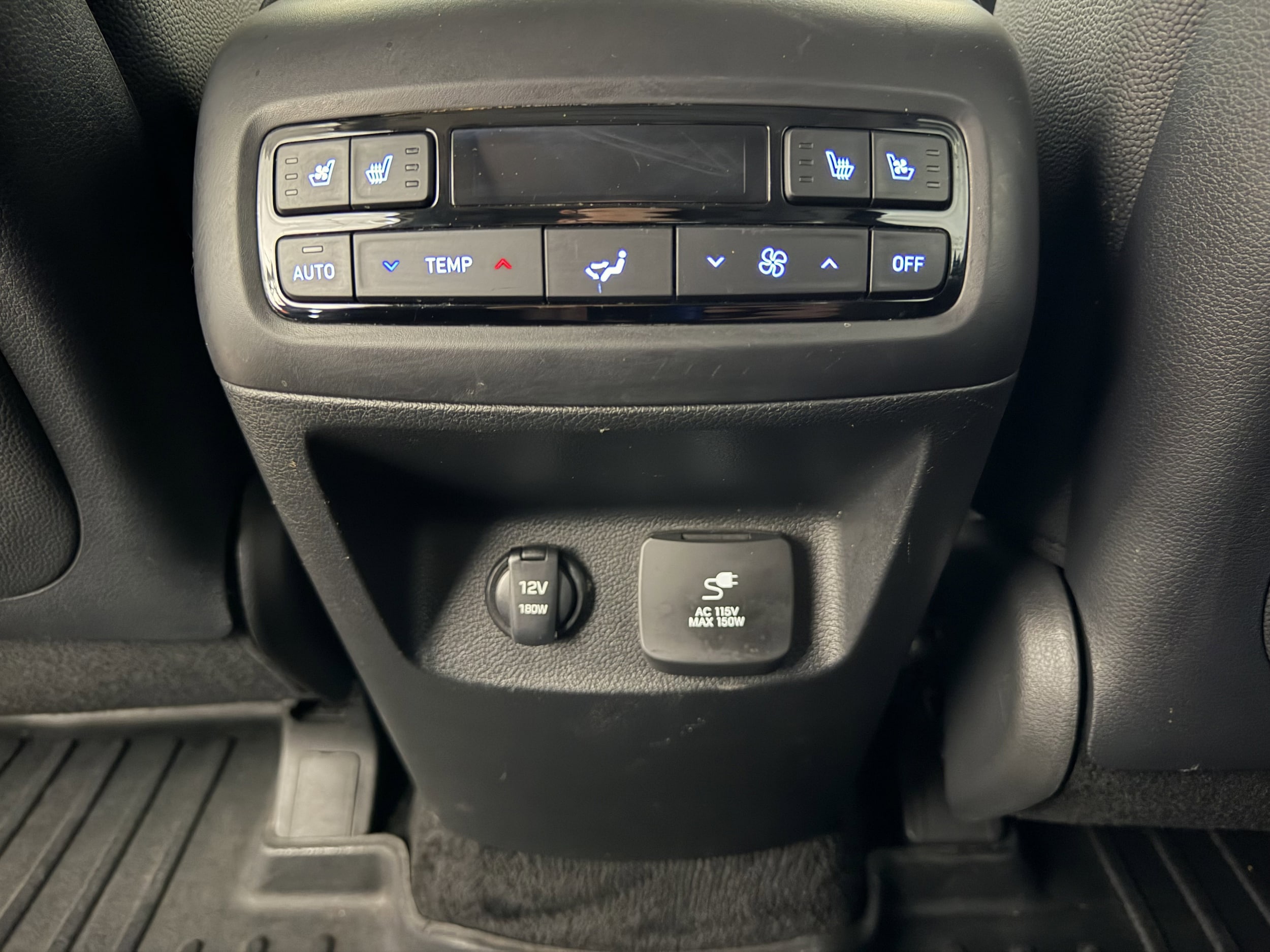 2023 Hyundai Palisade Limited - Photo 31