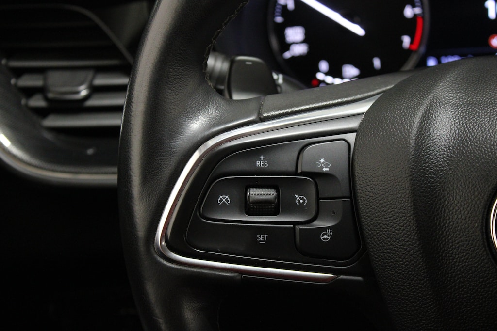 Used 2023 Buick Envision Essence Sport Utility