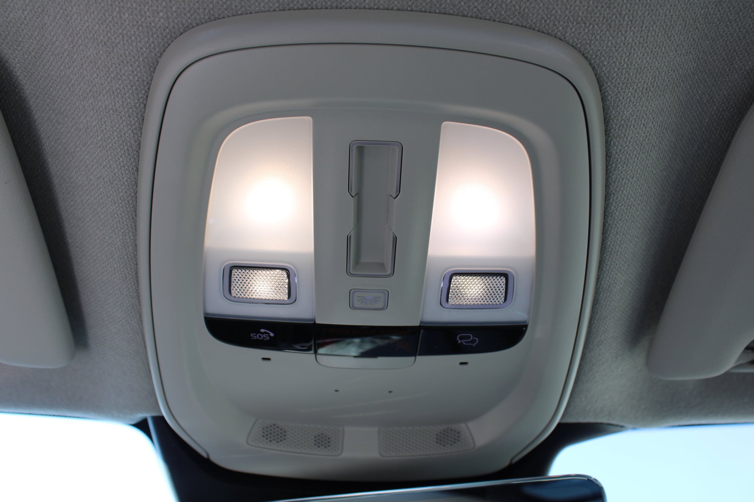 2026 Volvo XC40 Ultra - Photo 33