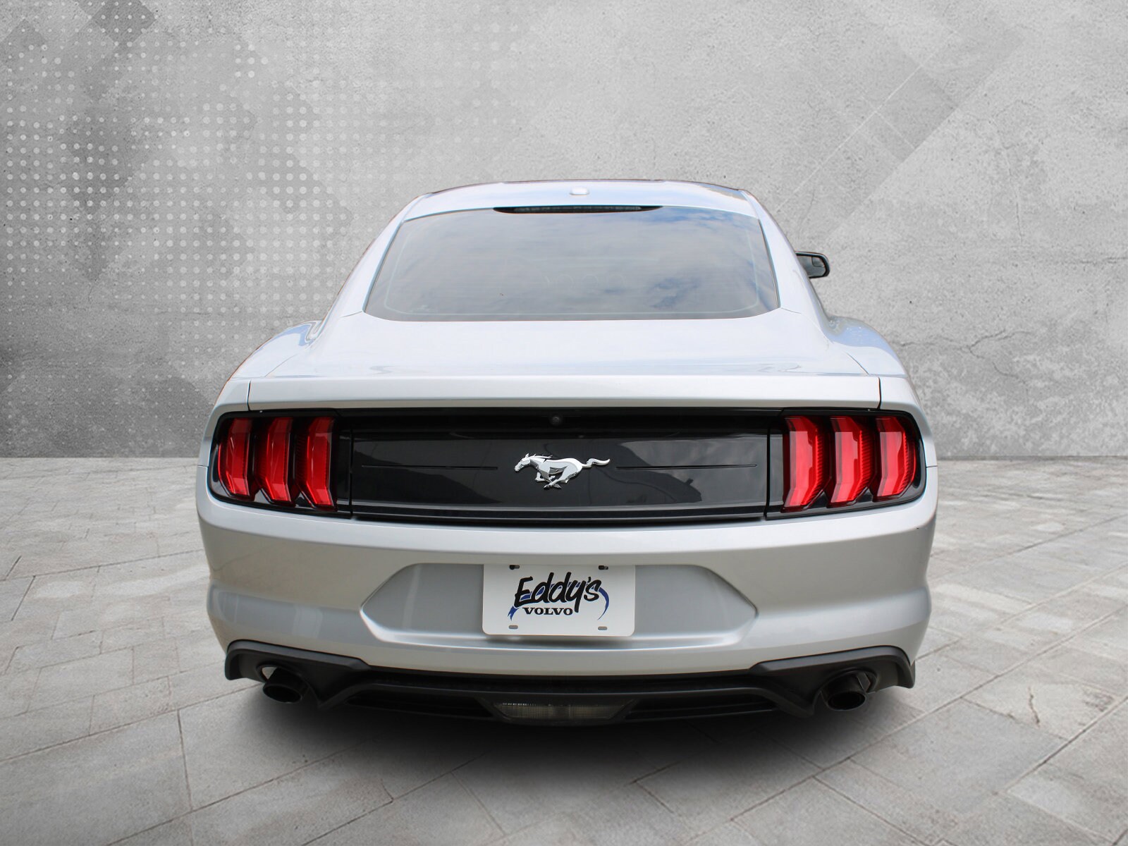 2019 Ford Mustang EcoBoost photo 4