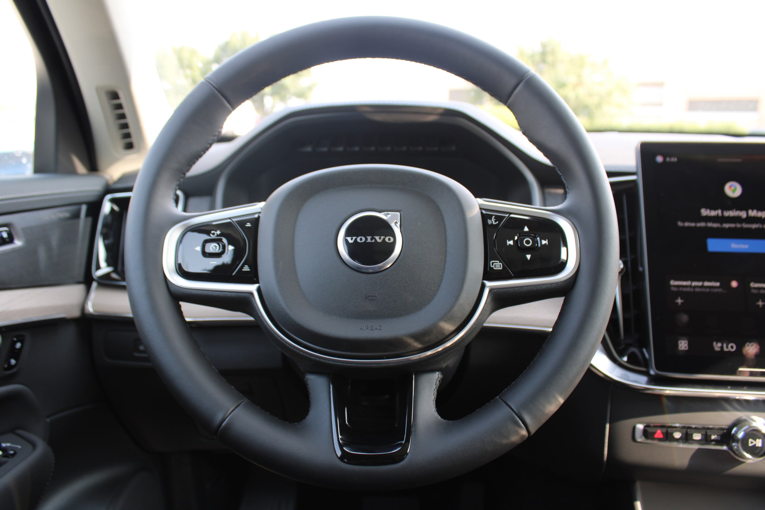 2026 Volvo XC90 Plus - Photo 10