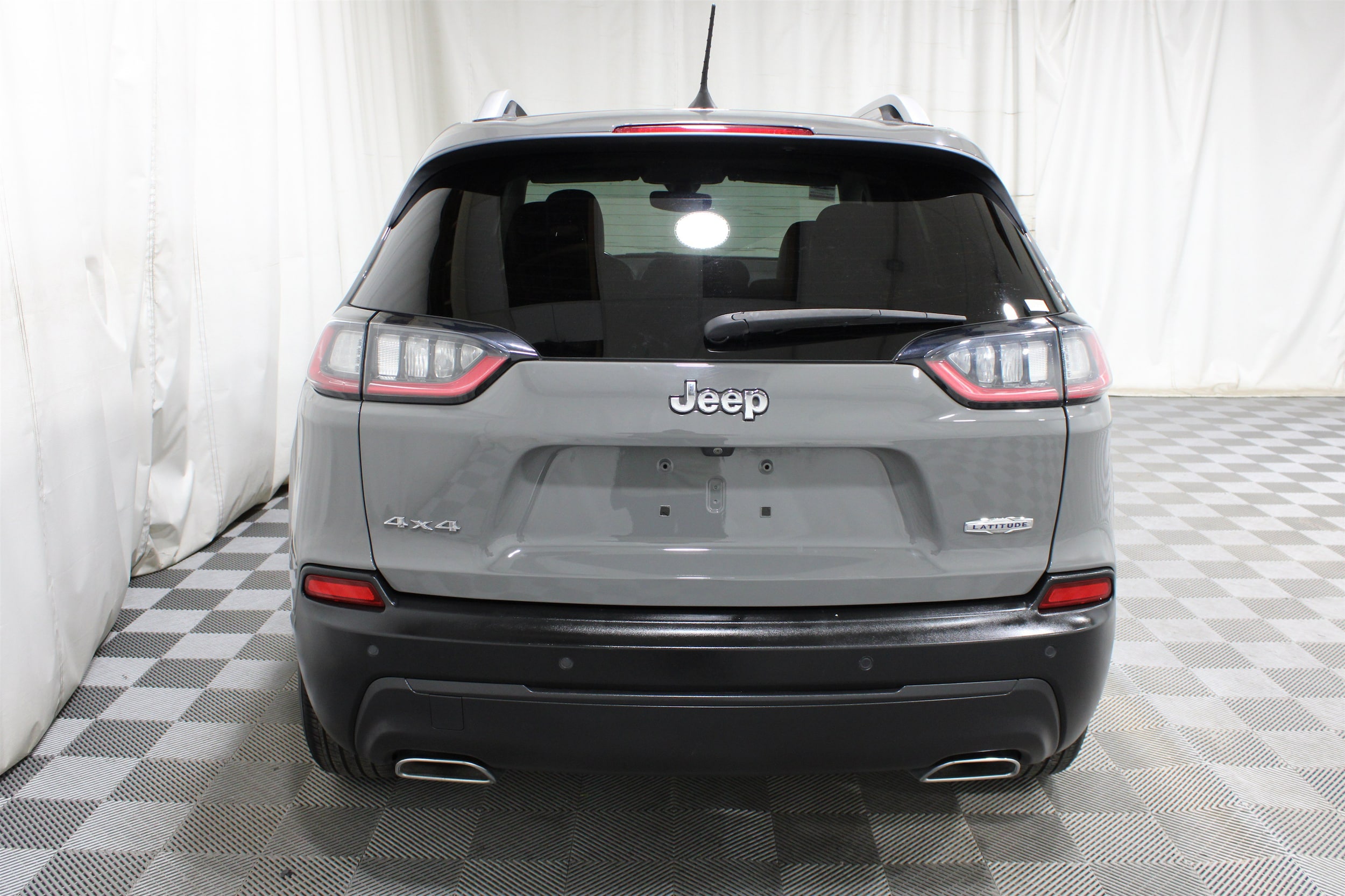 2019 Jeep Cherokee Latitude Plus - Photo 29