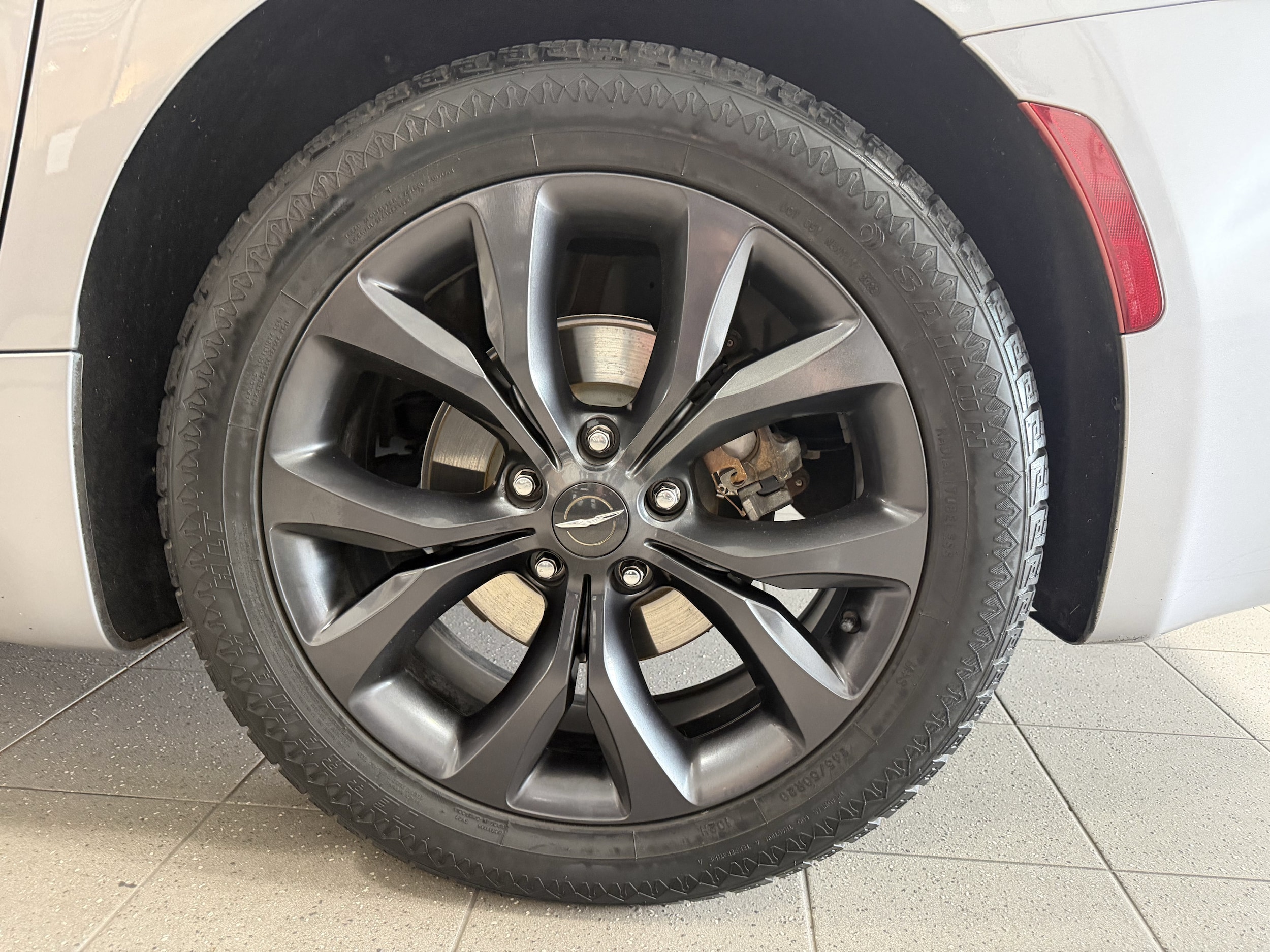2018 Chrysler Pacifica Limited - Photo 7
