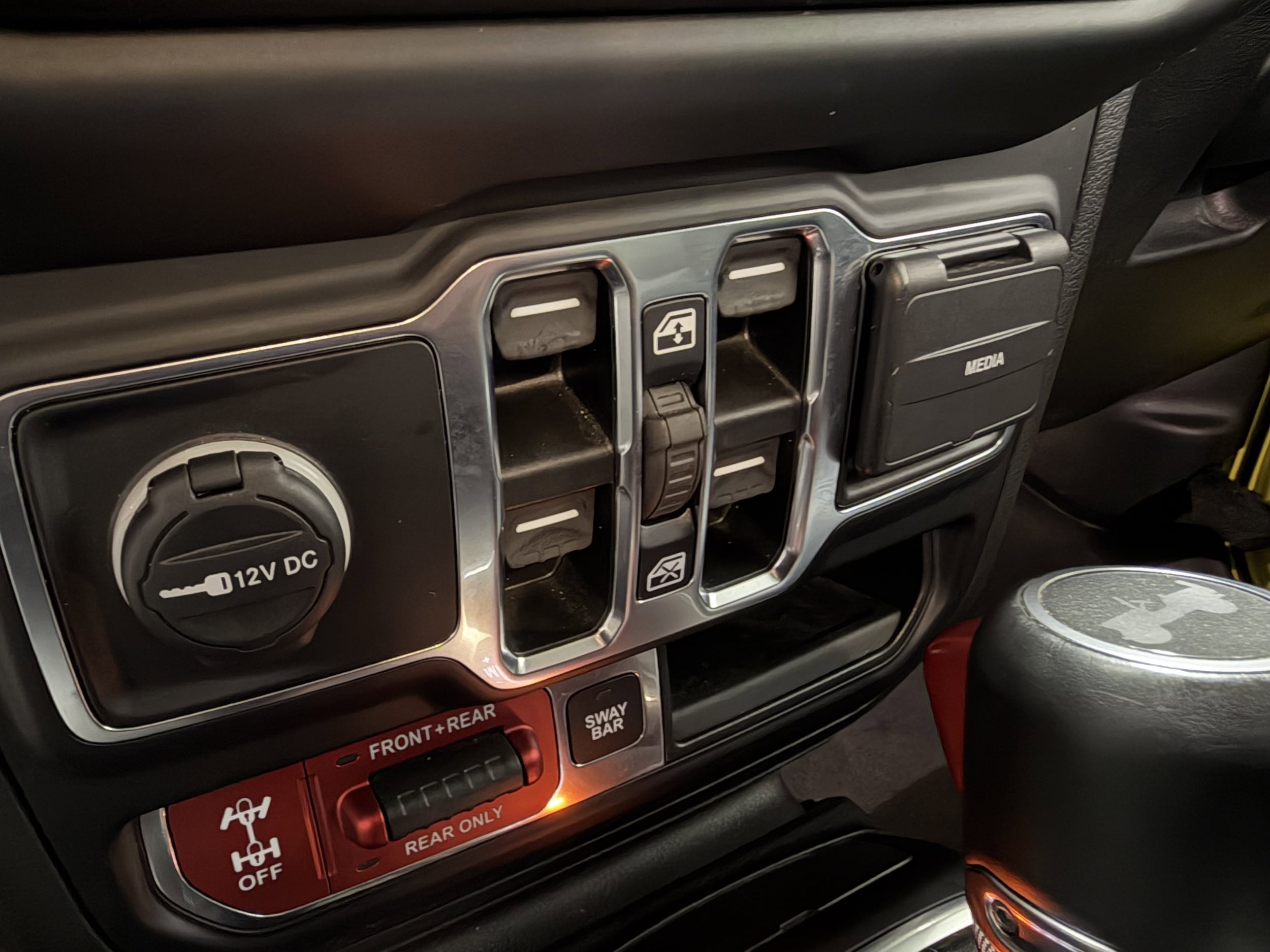 2023 Jeep Wrangler 4xe Rubicon 4XE - Photo 19