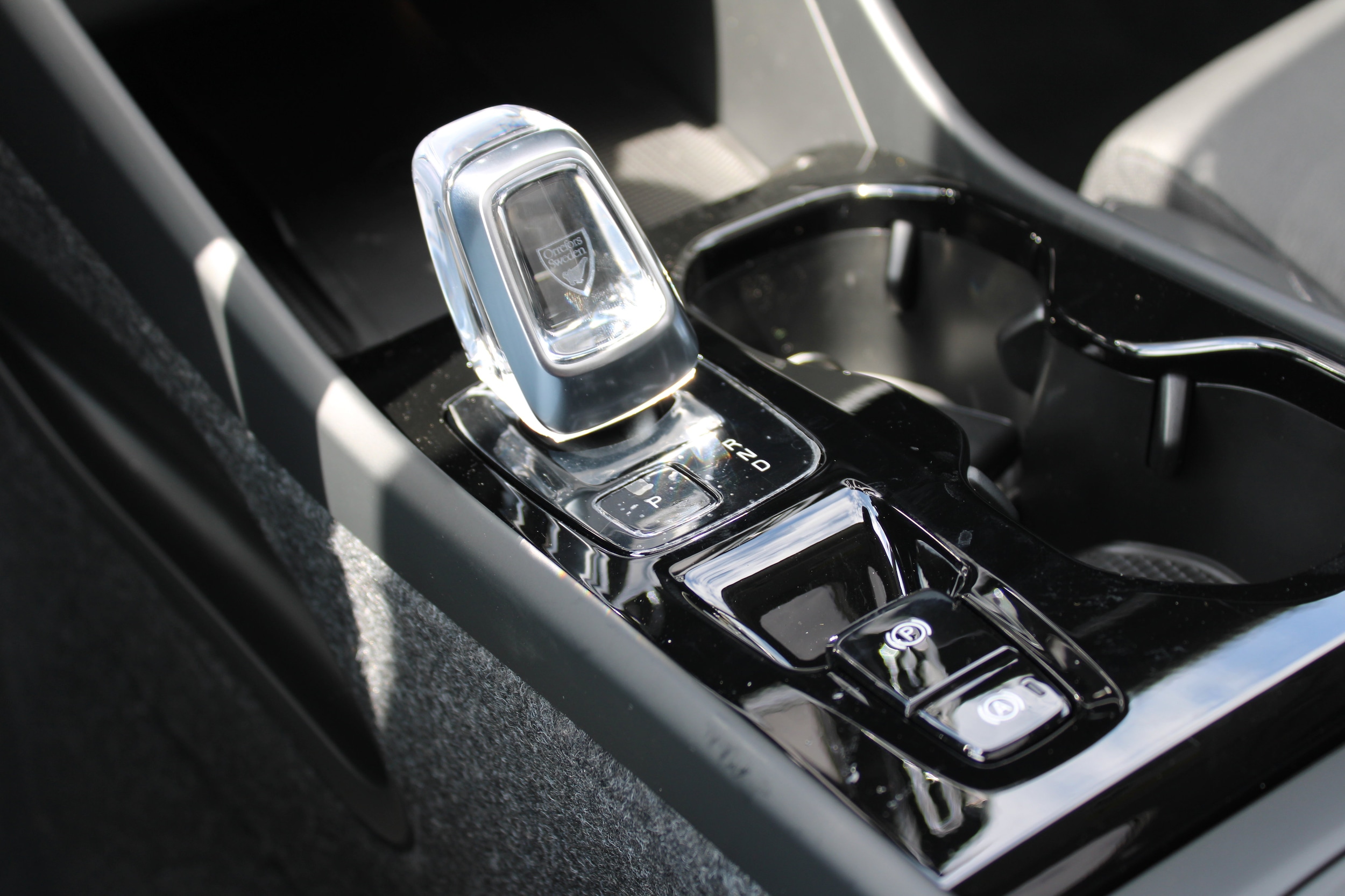 2026 Volvo XC40 Plus - Photo 27