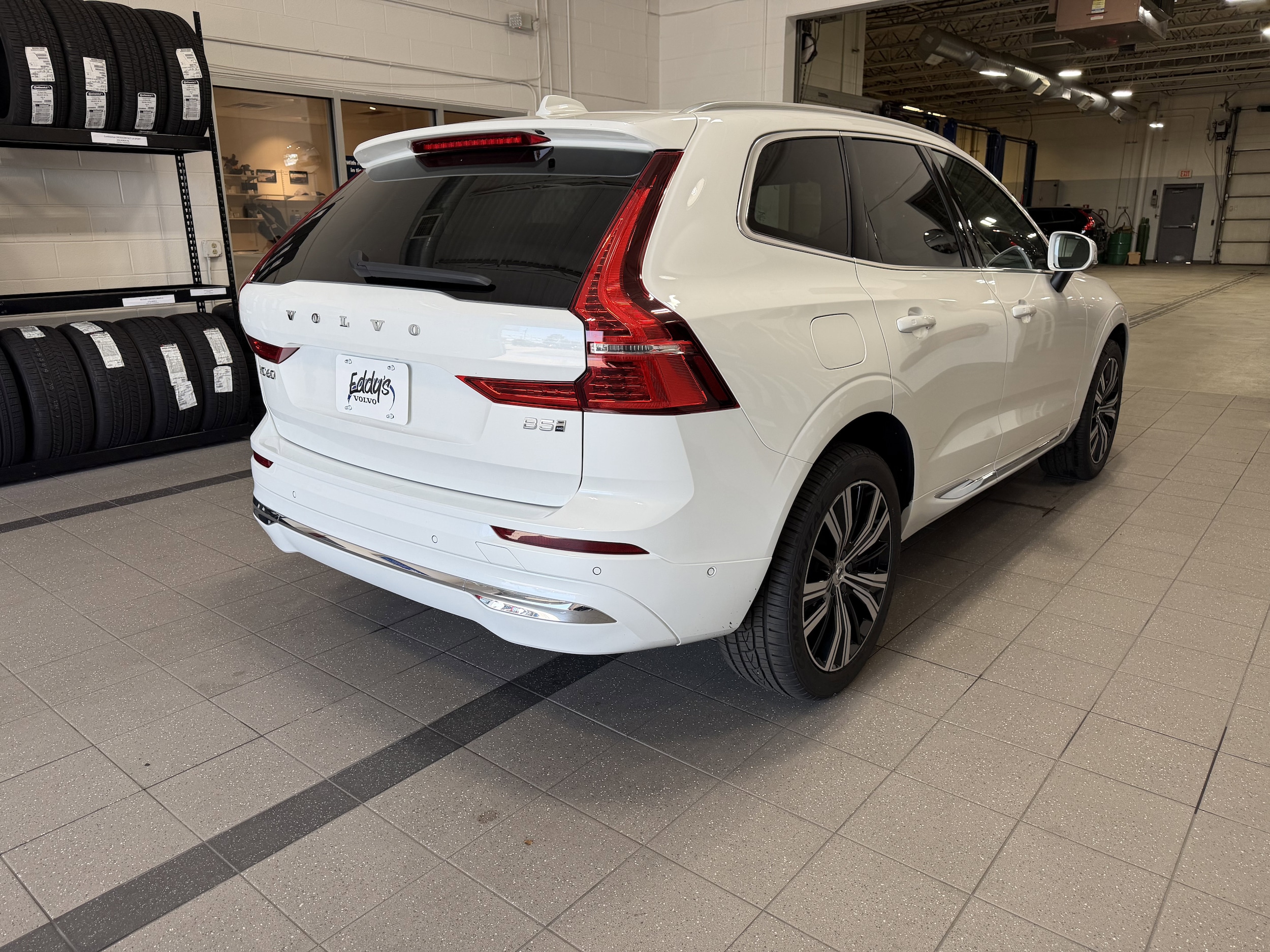 2023 Volvo XC60 Plus - Photo 9