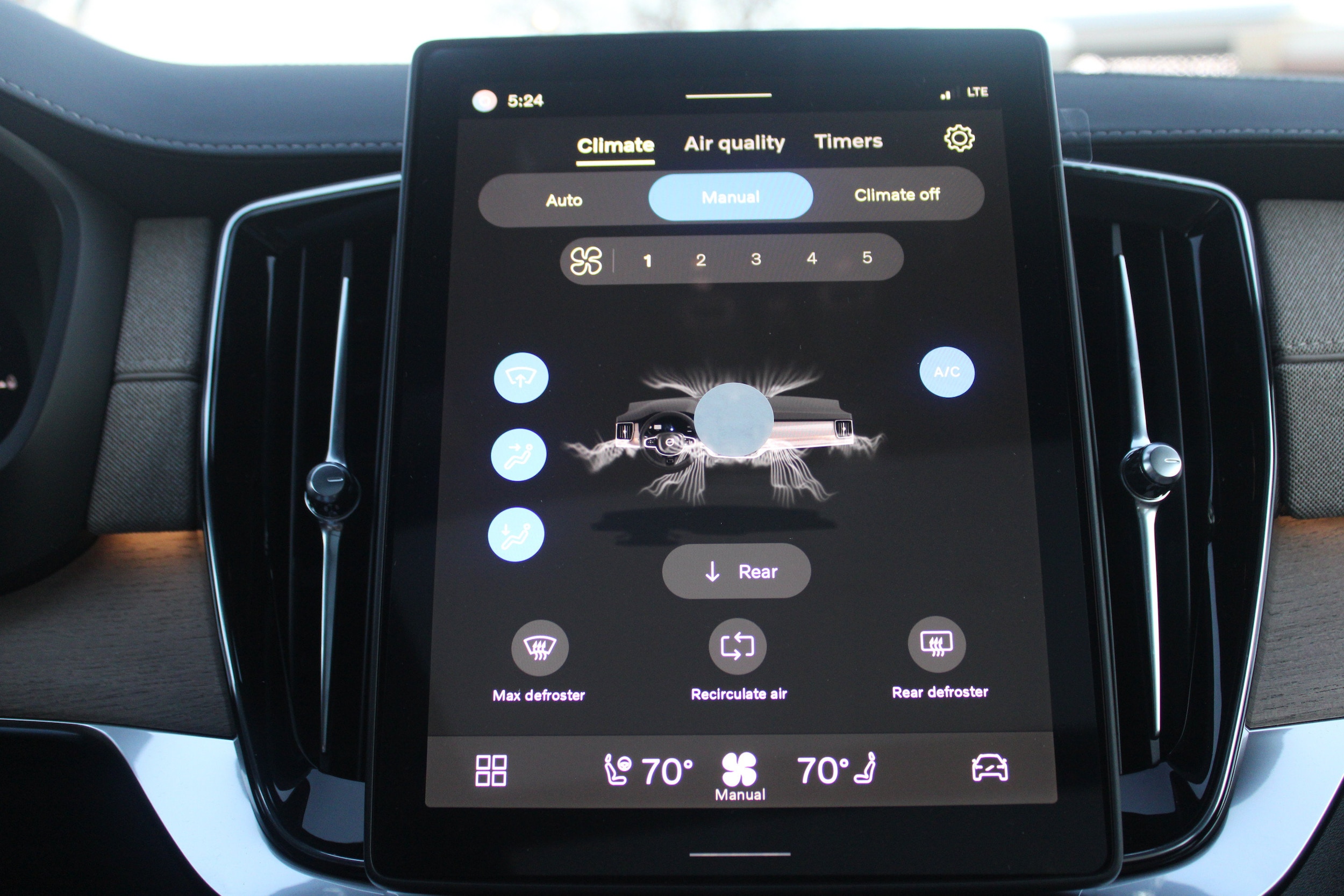 2026 Volvo XC90 Ultra - Photo 22