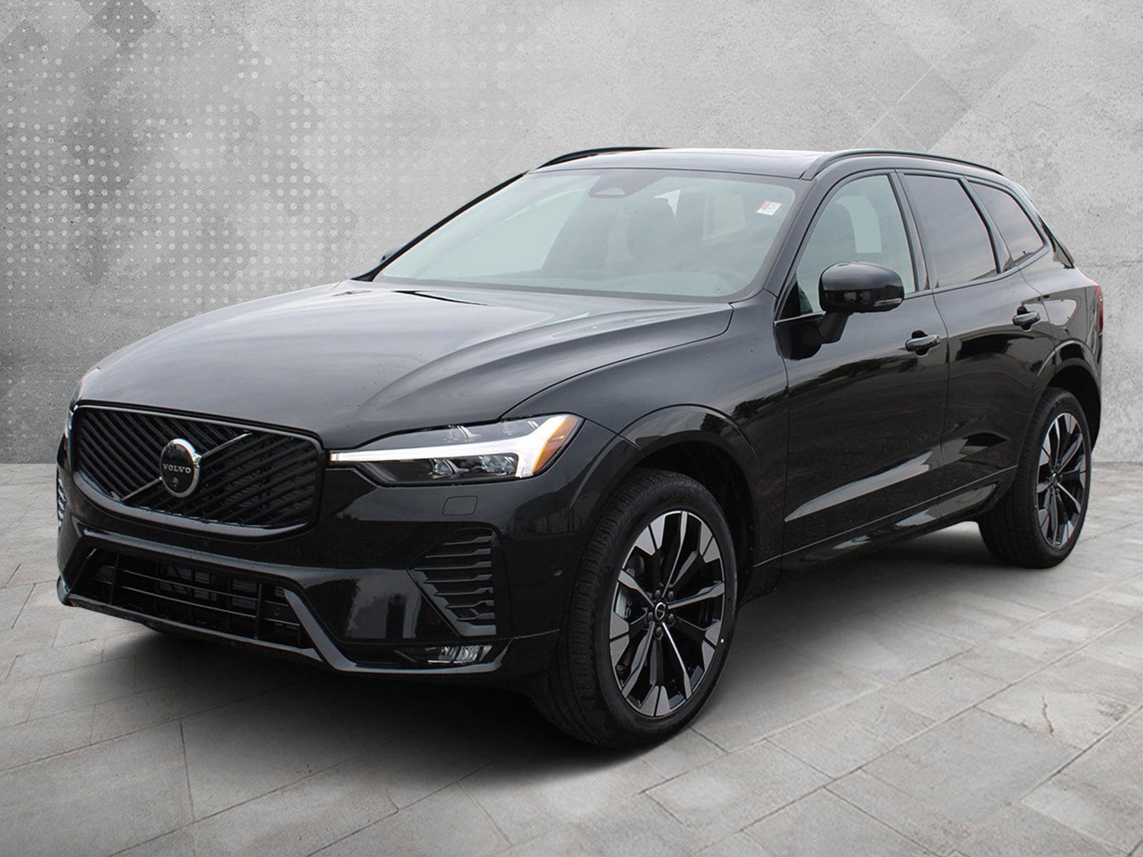 2026 Volvo XC60 Plus - Photo 3