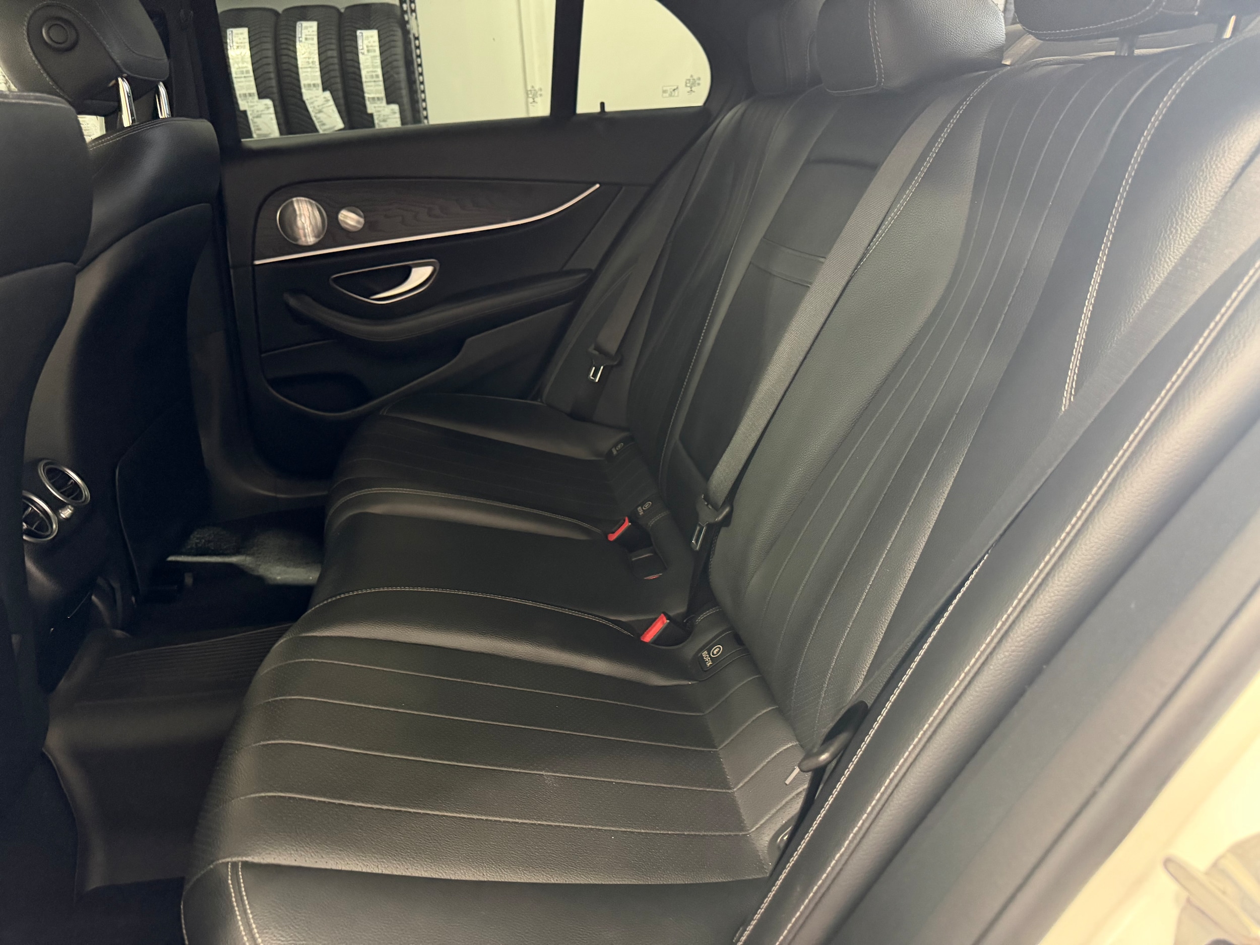 2020 Mercedes-Benz E-Class E350 - Photo 25
