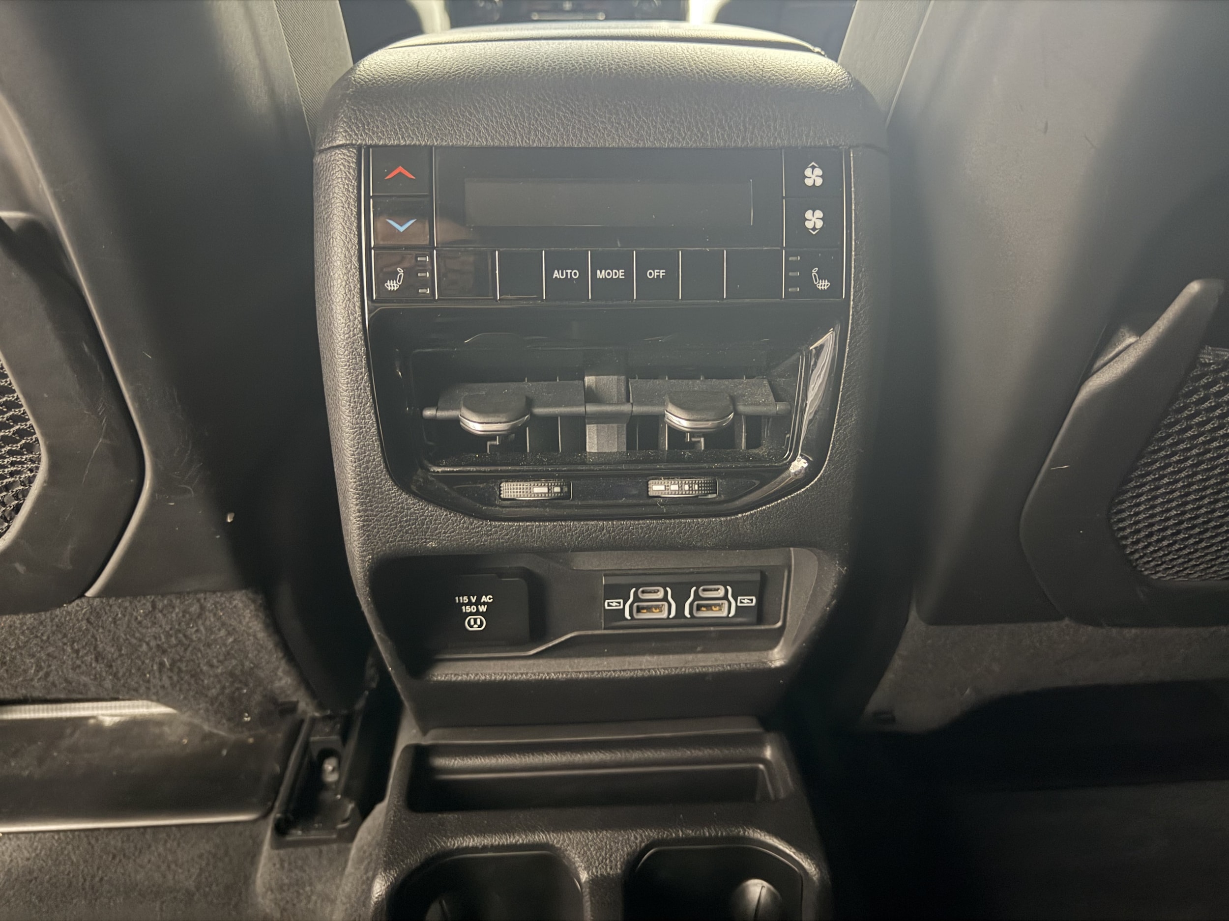2023 Jeep Grand Cherokee L Limited - Photo 30