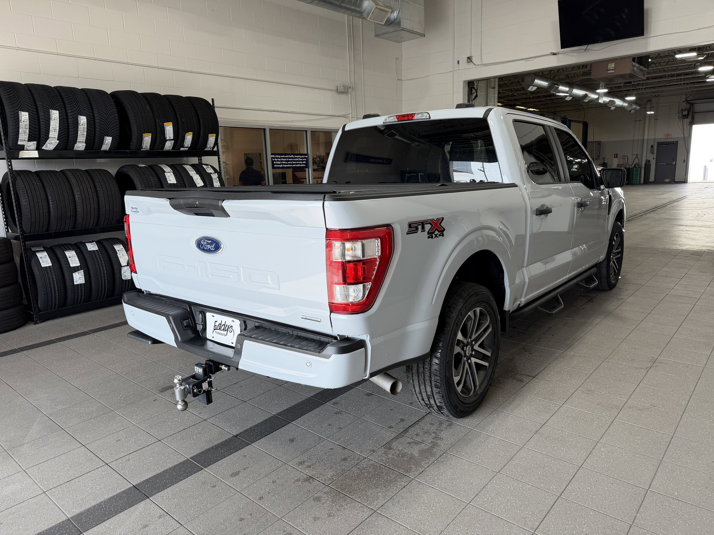 2022 Ford F-150 XL - Photo 9