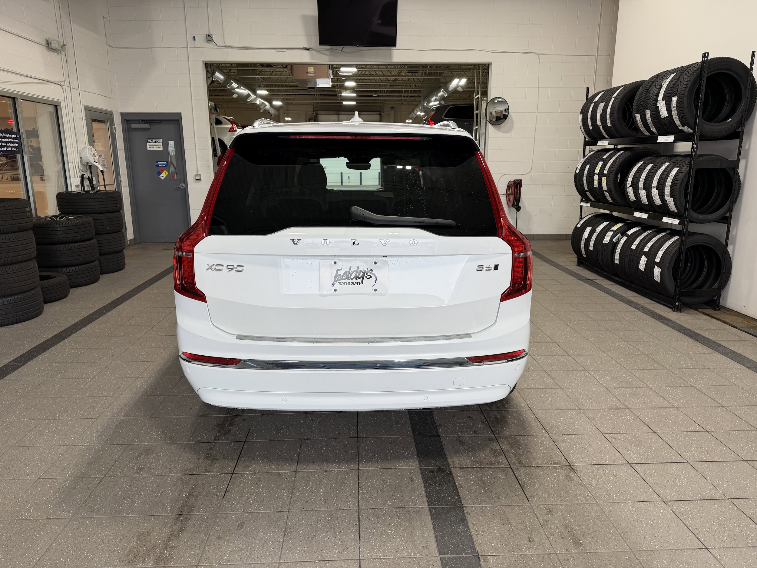 2023 Volvo XC90 Ultimate - Photo 8