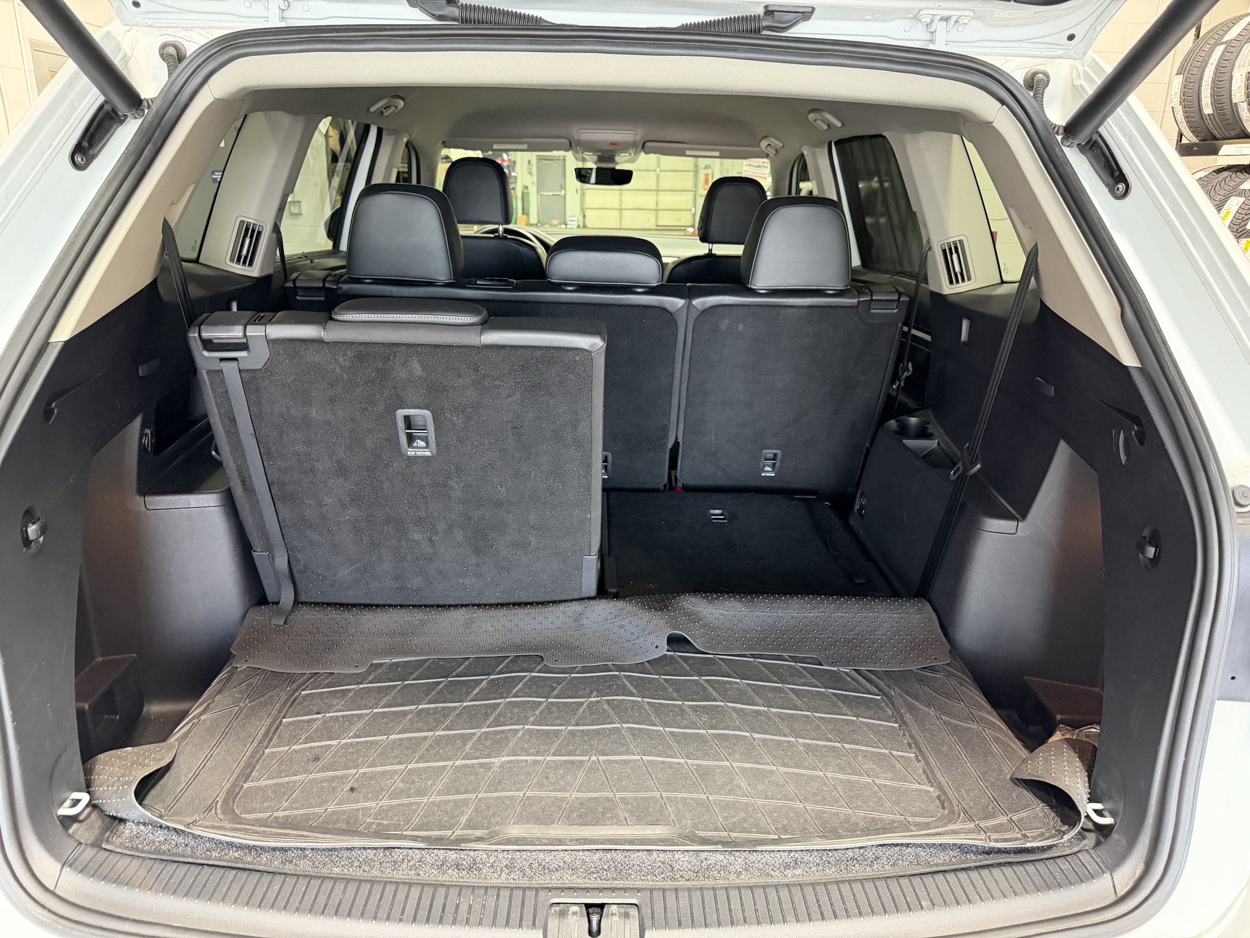 2018 Volkswagen Atlas SE w/Tech - Photo 33