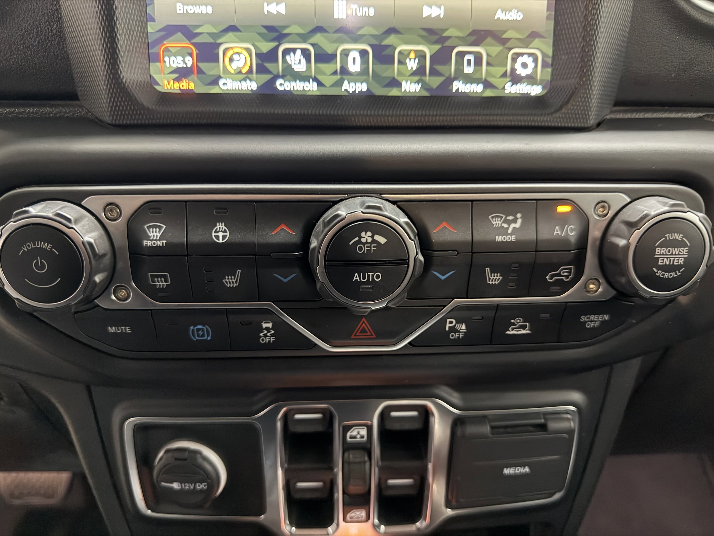 2023 Jeep Wrangler 4xe Rubicon 4XE - Photo 18