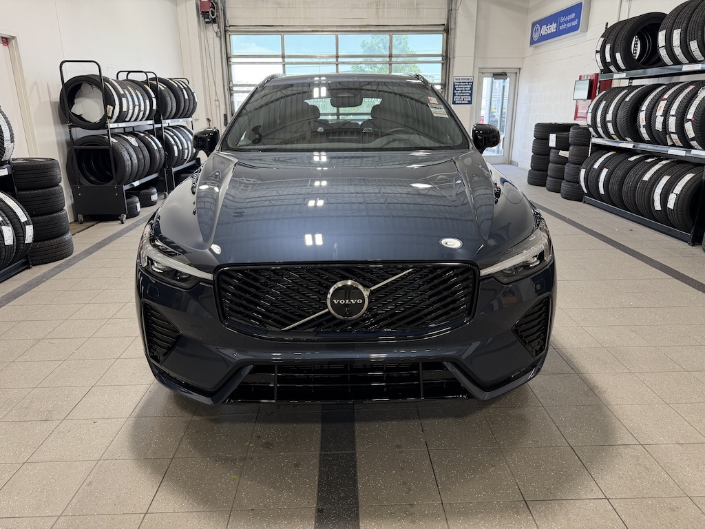 New 2026 Volvo XC60 B5 Plus SUV