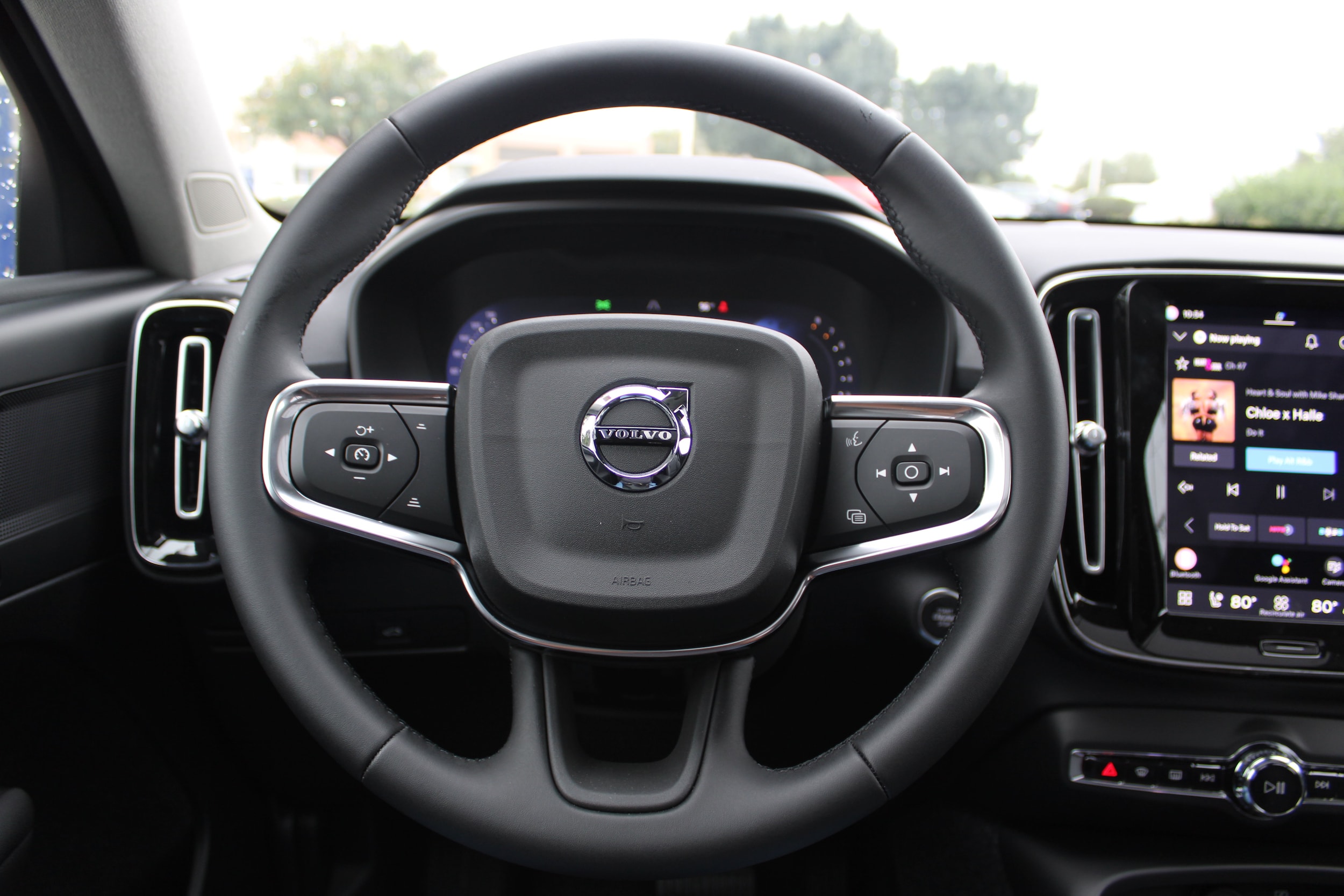 2026 Volvo XC40 Plus - Photo 20