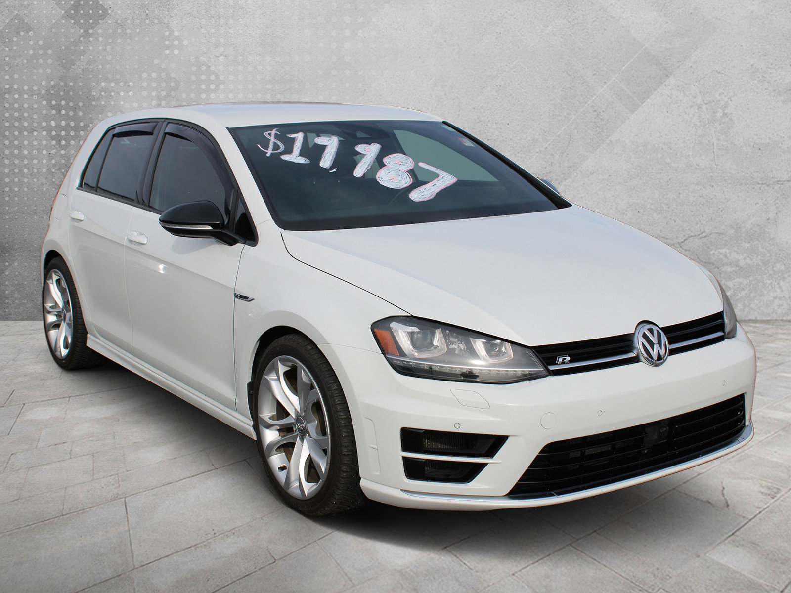 2016 Volkswagen Golf R R's photo