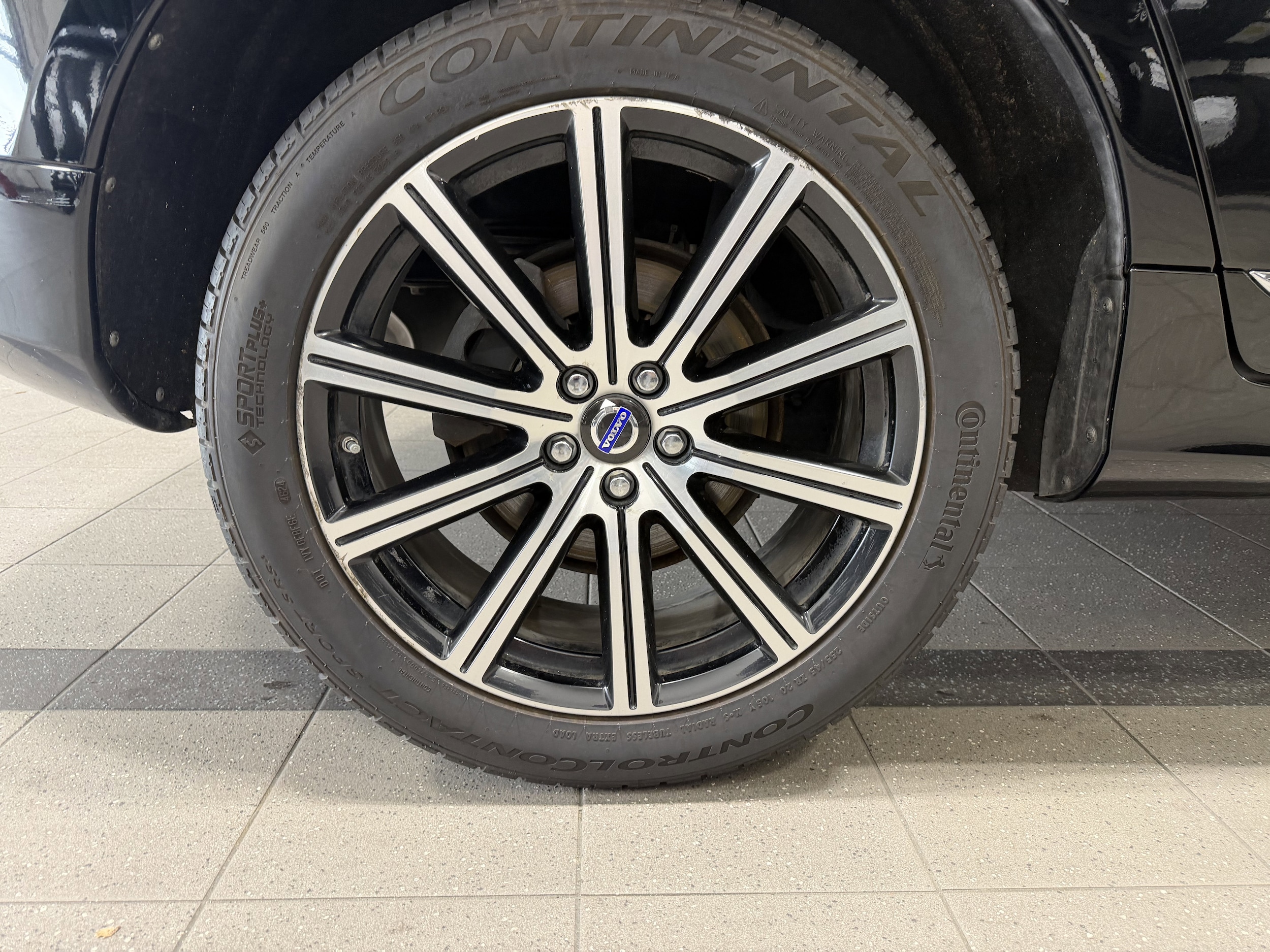2015 Volvo XC60 T6 Platinum - Photo 10