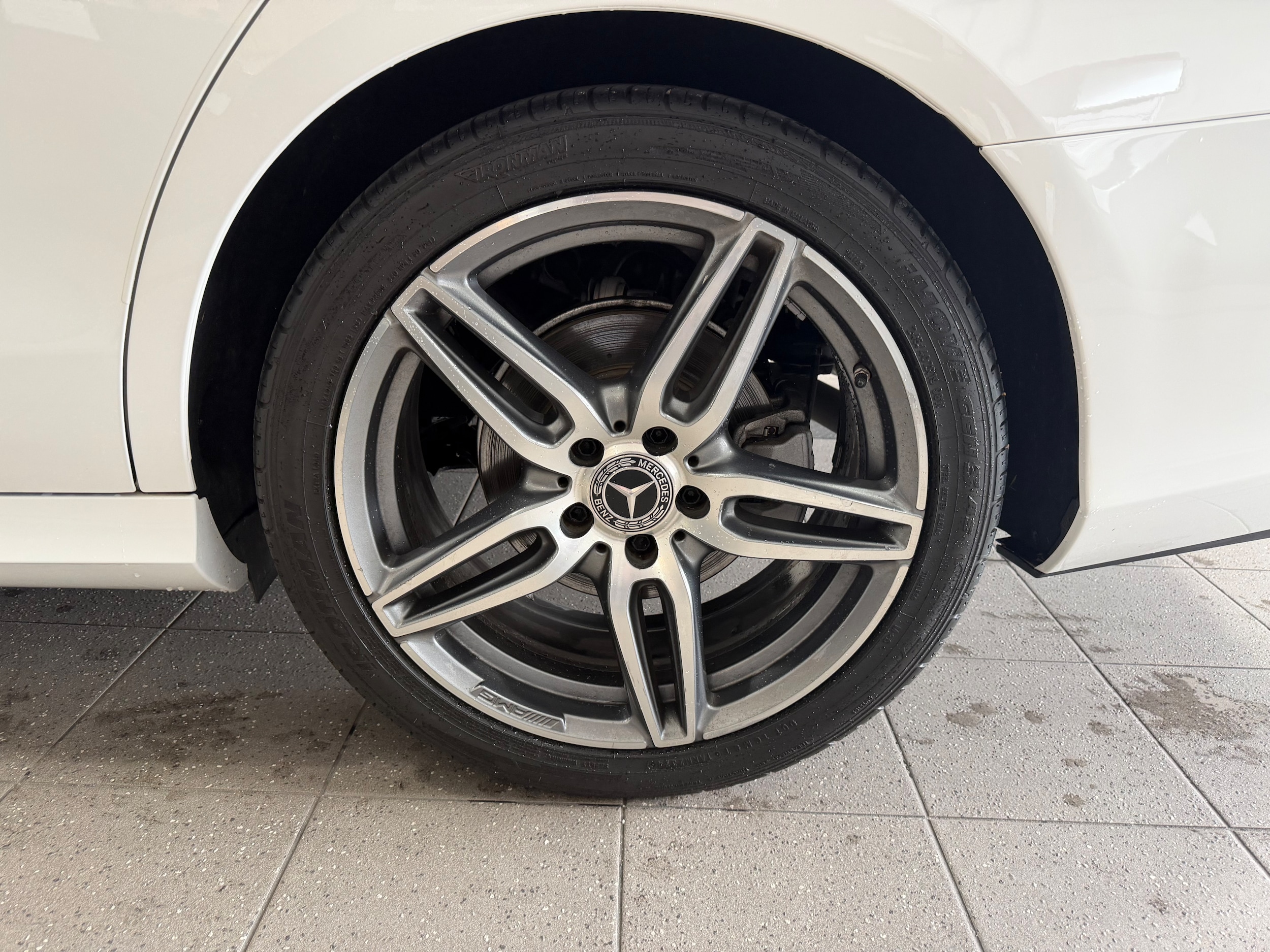 2020 Mercedes-Benz E-Class E350 - Photo 7