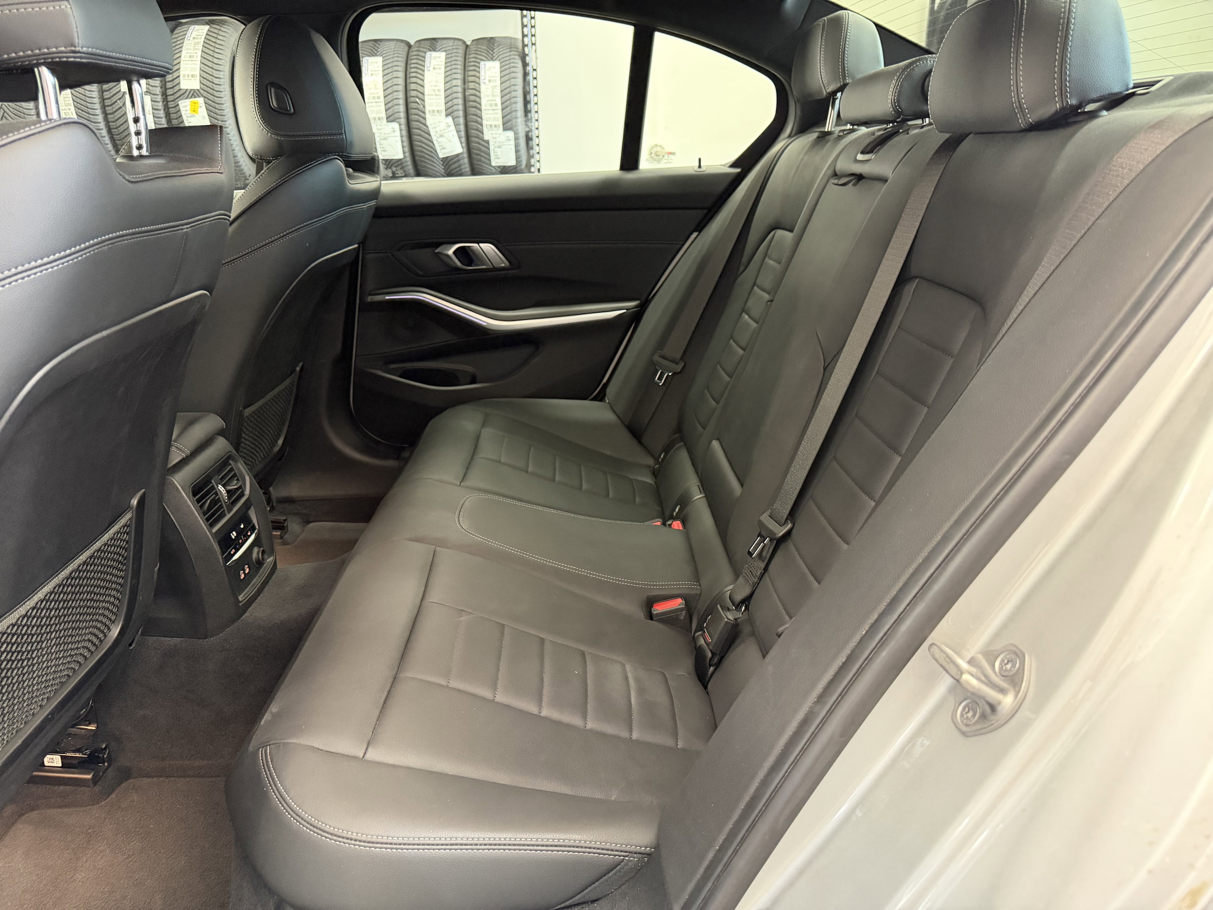 2019 BMW 3 Series 330i - Photo 26