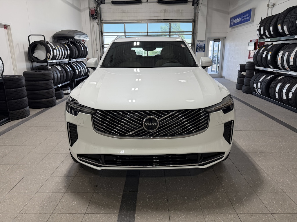 New 2026 Volvo XC90 B6 Plus 7-Seater SUV