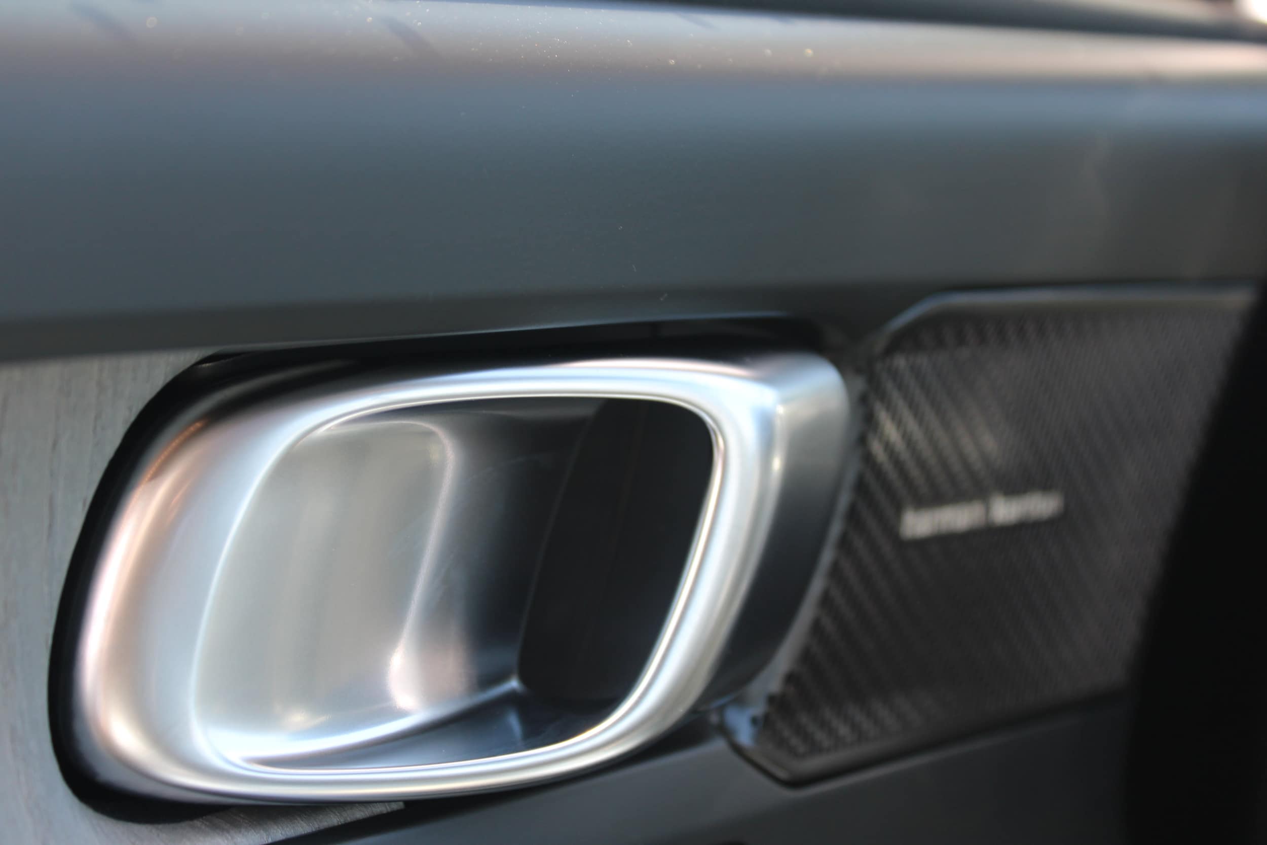 2026 Volvo XC40 Ultra - Photo 15