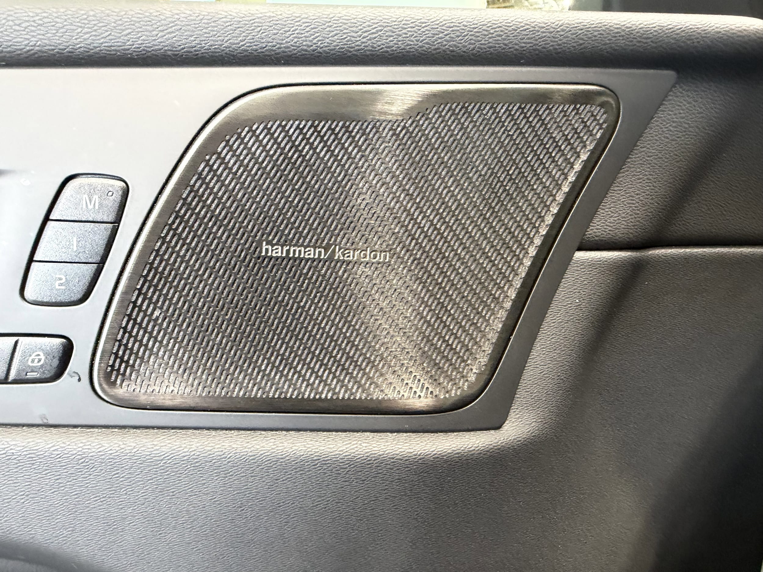 2023 Volvo XC60 Plus - Photo 14
