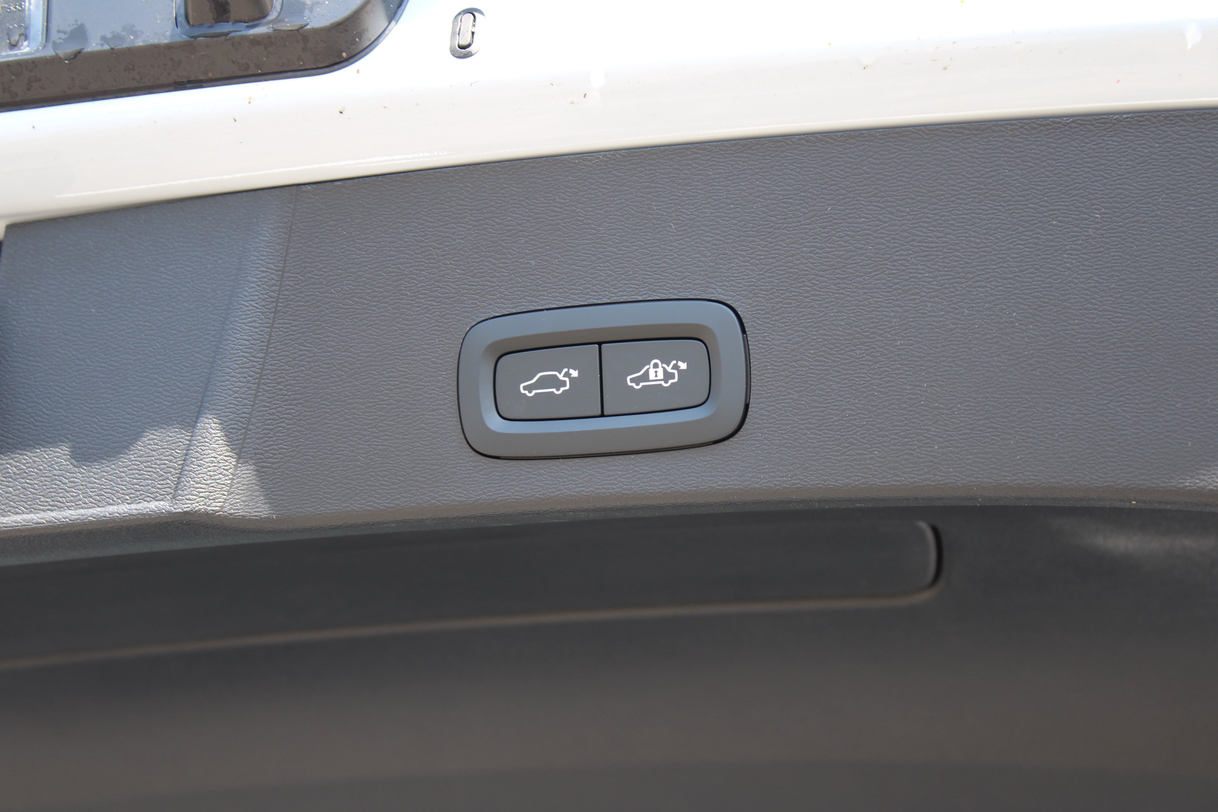 2026 Volvo XC40 Plus - Photo 44