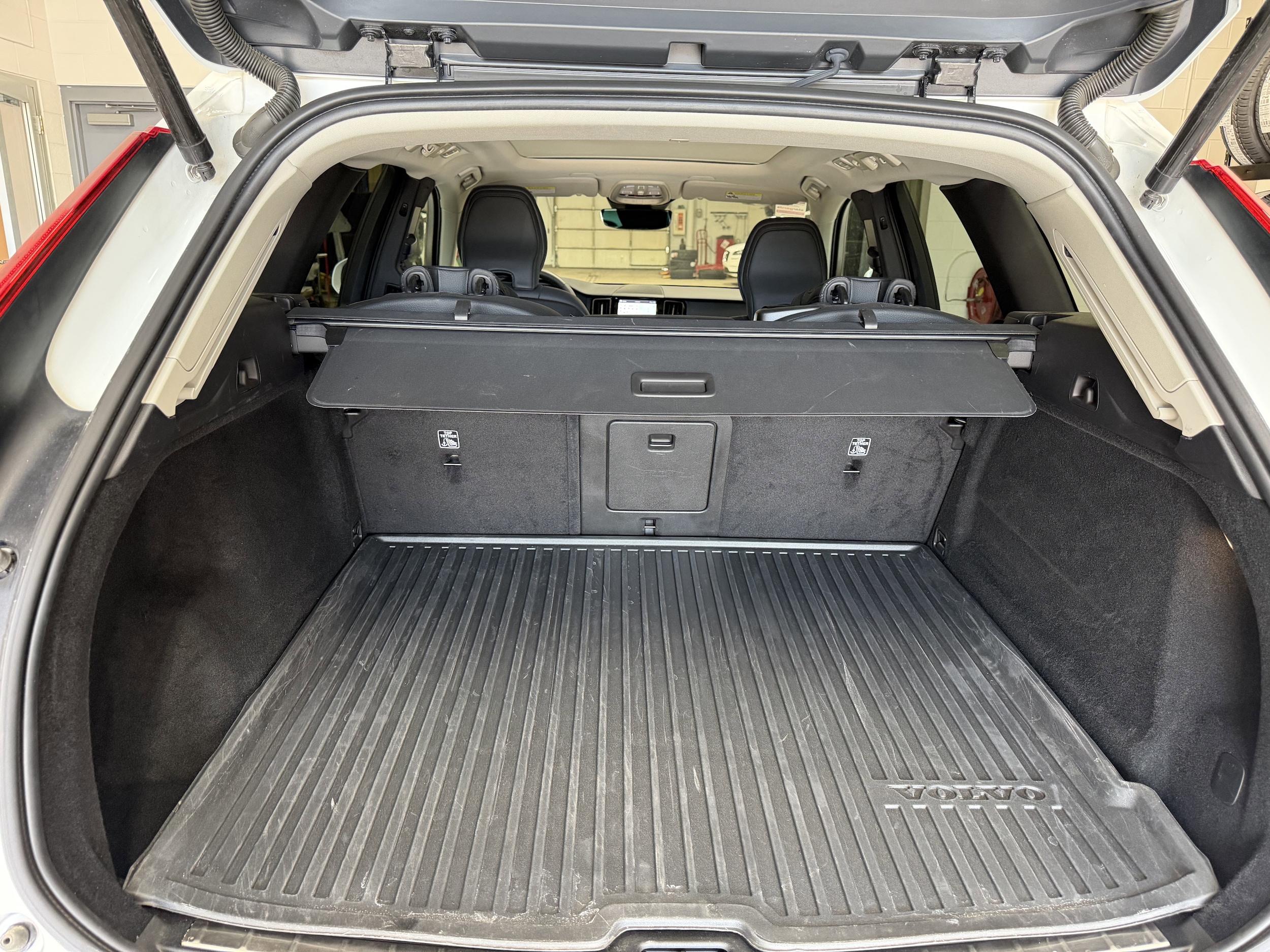 2023 Volvo XC60 Plus - Photo 33