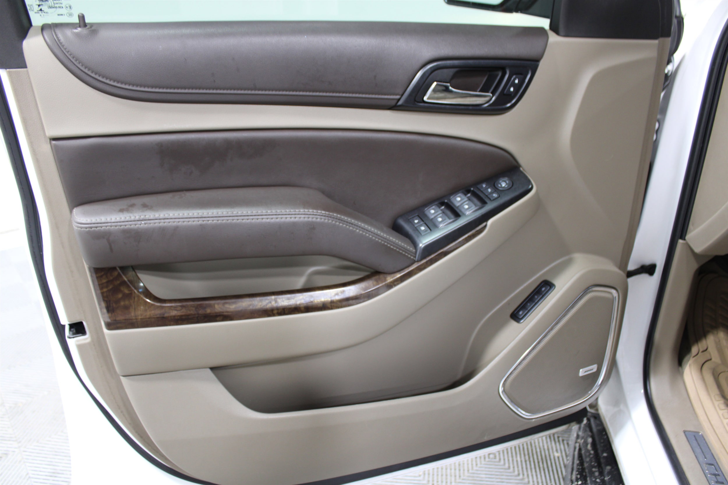 2019 Chevrolet Tahoe LT - Photo 6