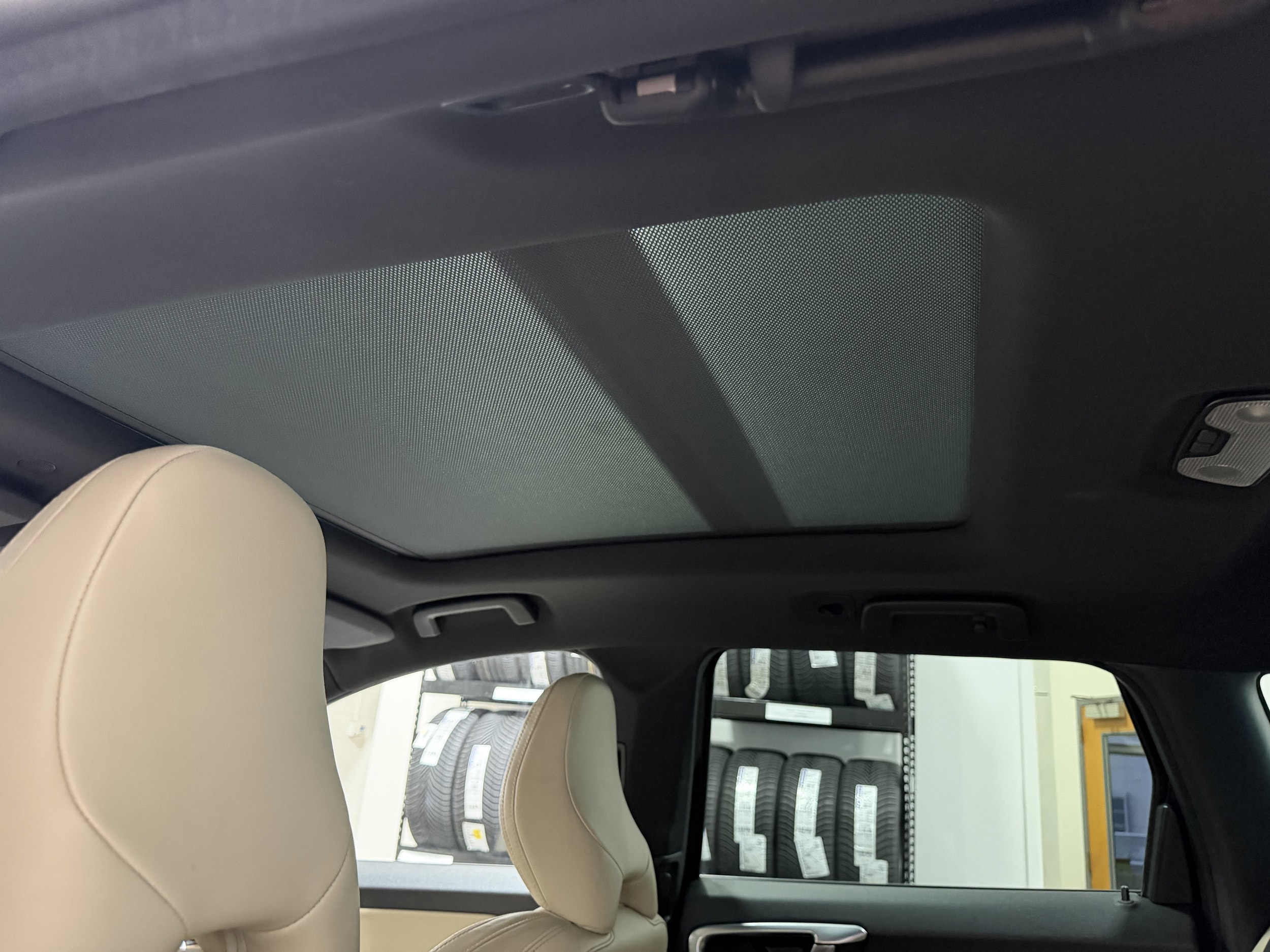 2015 Volvo XC60 T6 Platinum - Photo 26