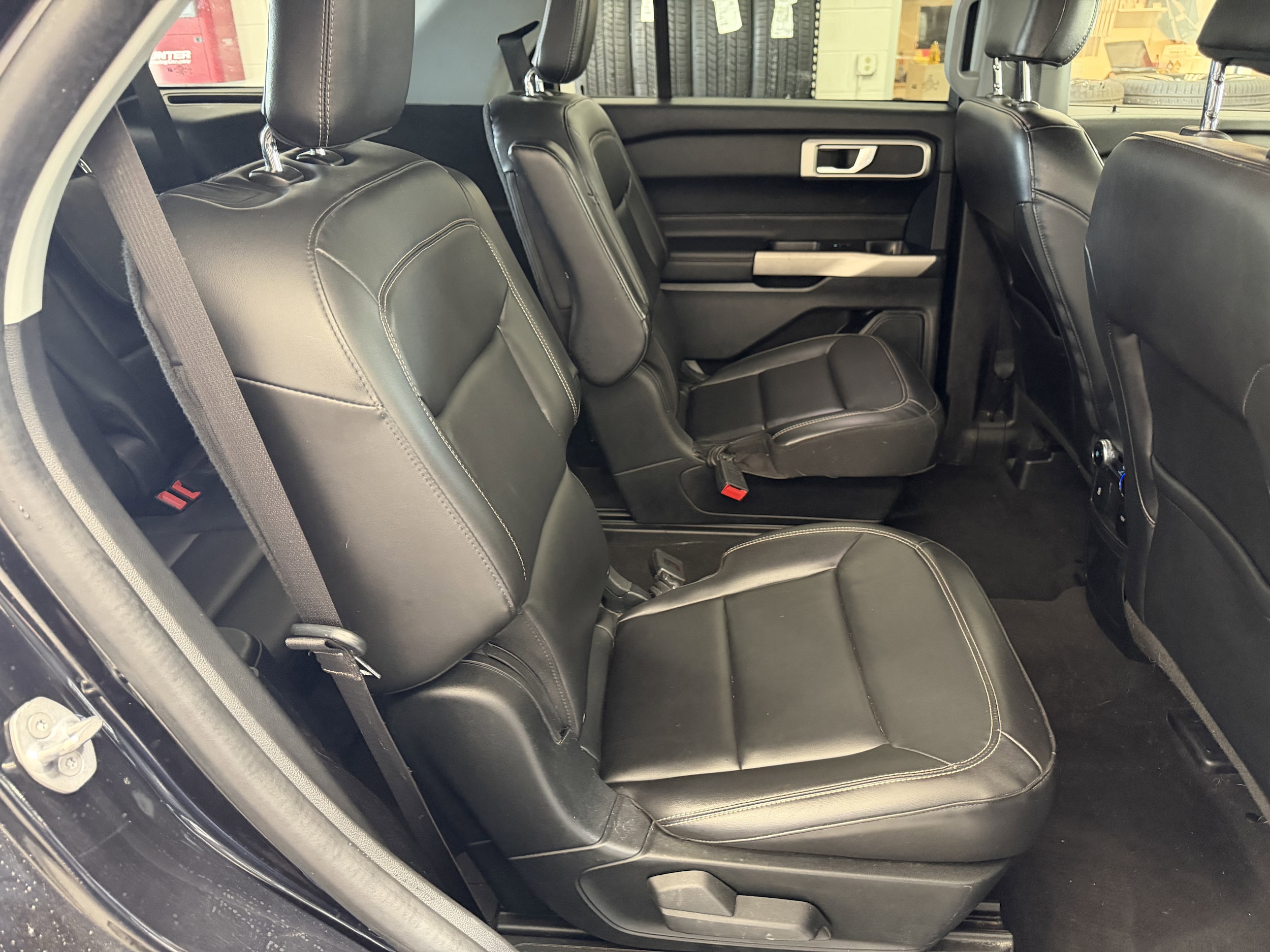 2022 Ford Explorer XLT - Photo 30