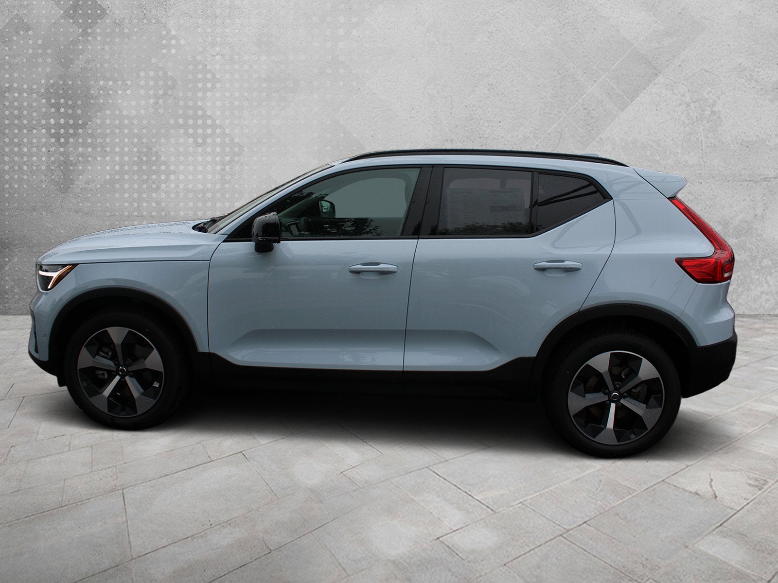 2026 Volvo XC40 Plus - Photo 6