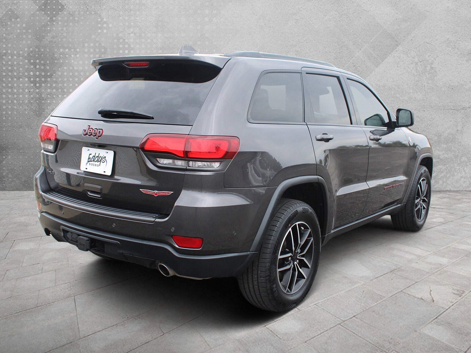 2020 Jeep Grand Cherokee Trailhawk Sport photo 2
