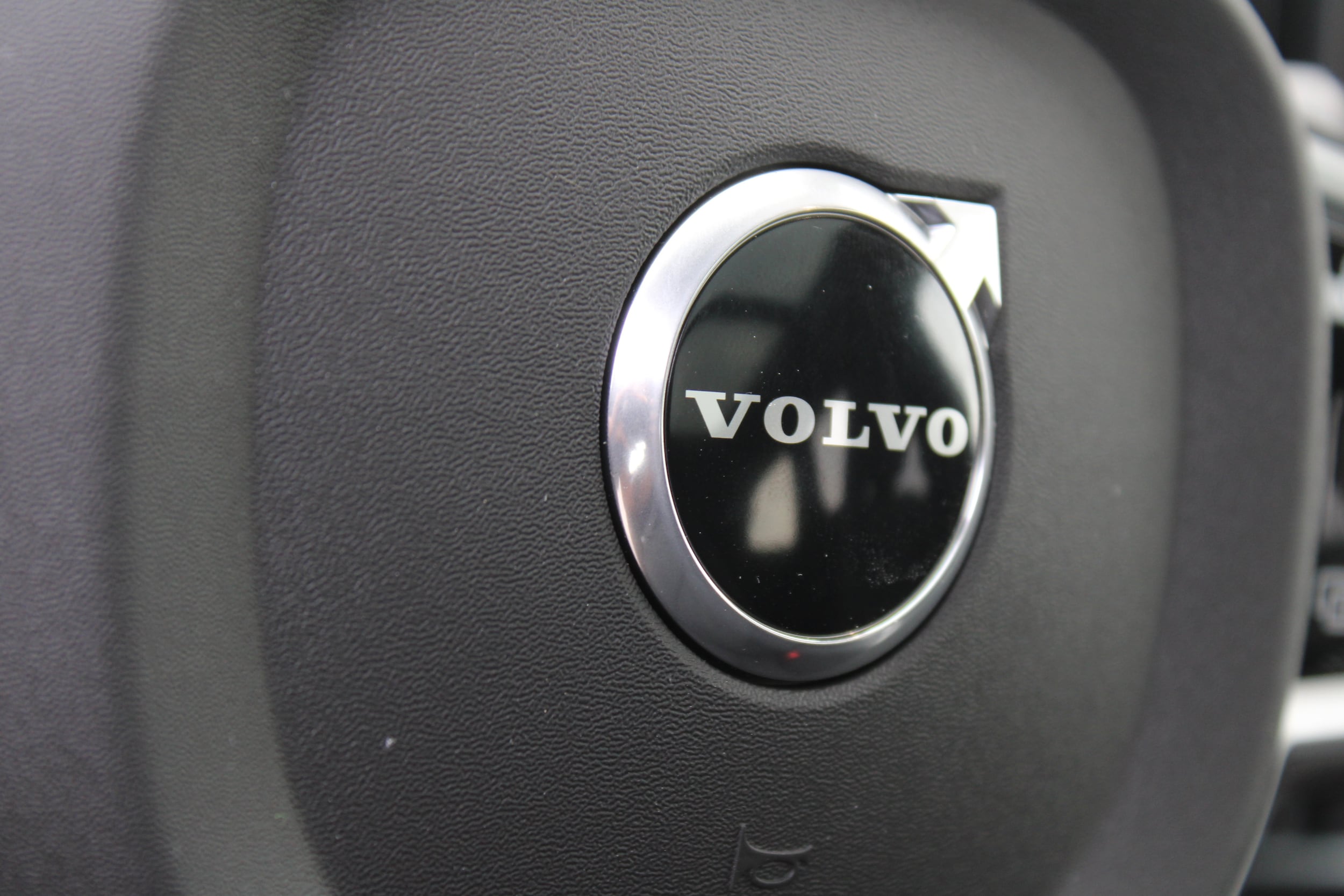 2026 Volvo XC60 Plus - Photo 24