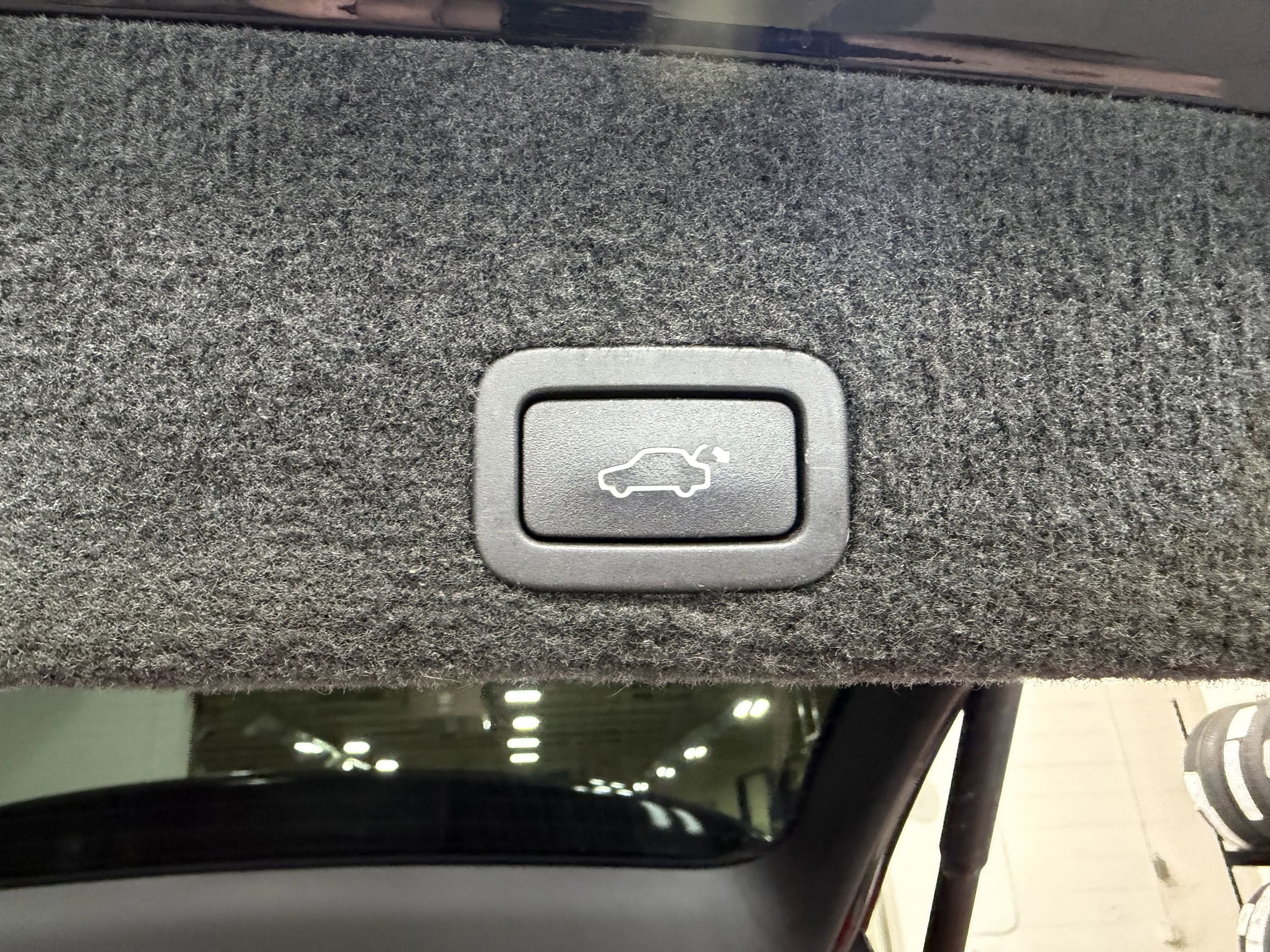 2015 Volvo XC60 T6 Platinum - Photo 30